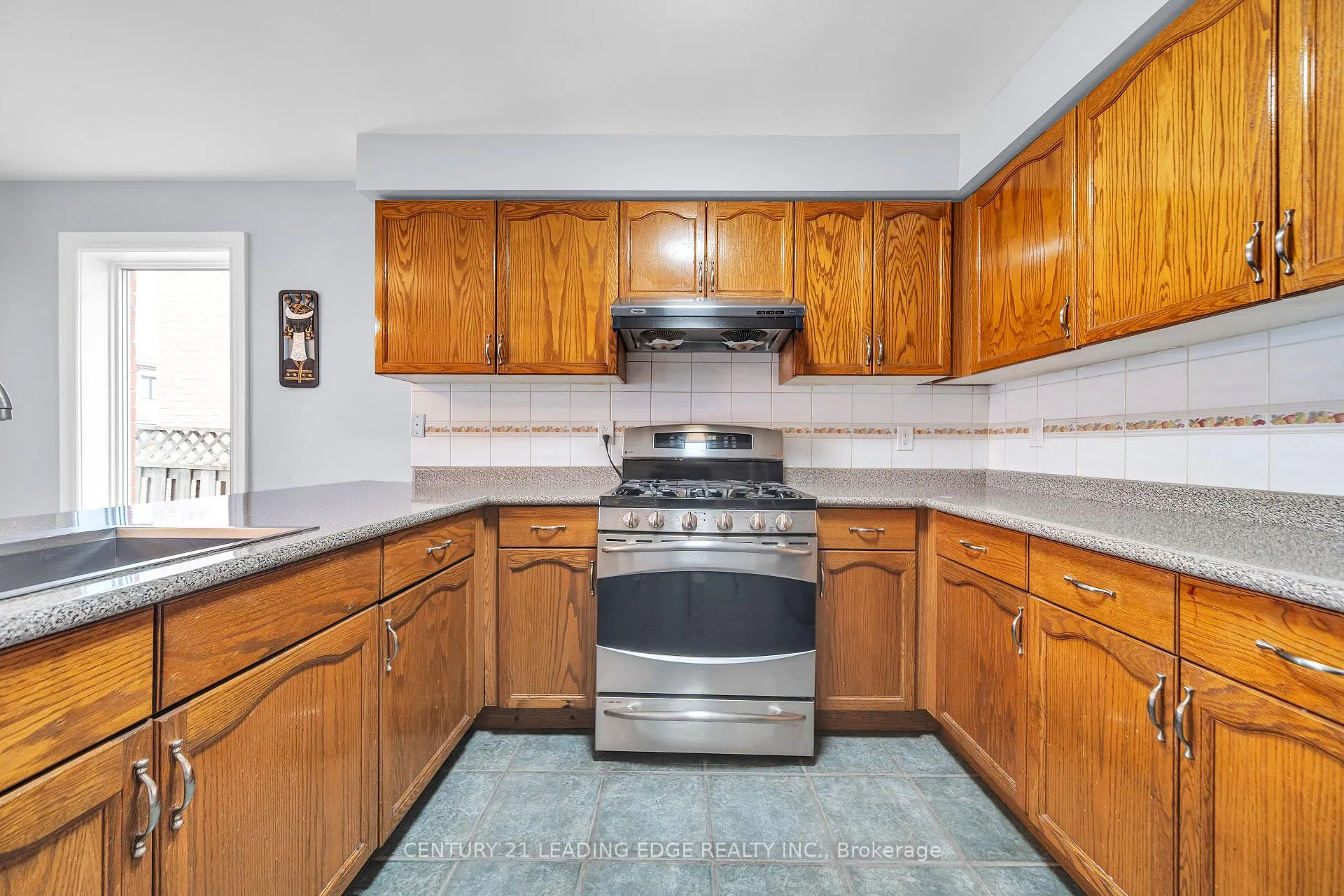 Photo 17 of 146 Roxbury Street, Markham, Rouge River Estates — HOMEH