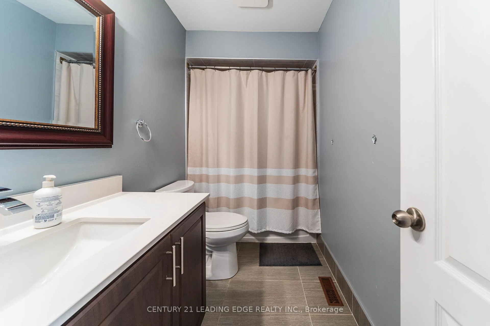Photo 30 of 146 Roxbury Street, Markham, Rouge River Estates — HOMEH
