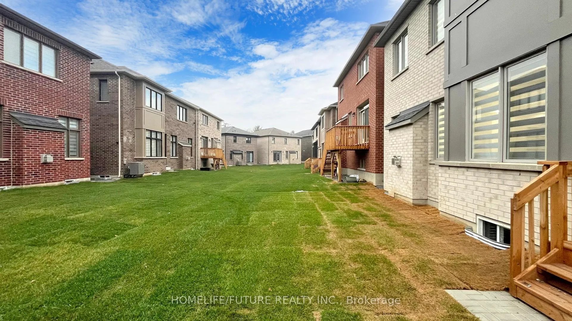 Photo 40 of 1415 Swallowtail Lane, Pickering, Rural Pickering — HOMEH