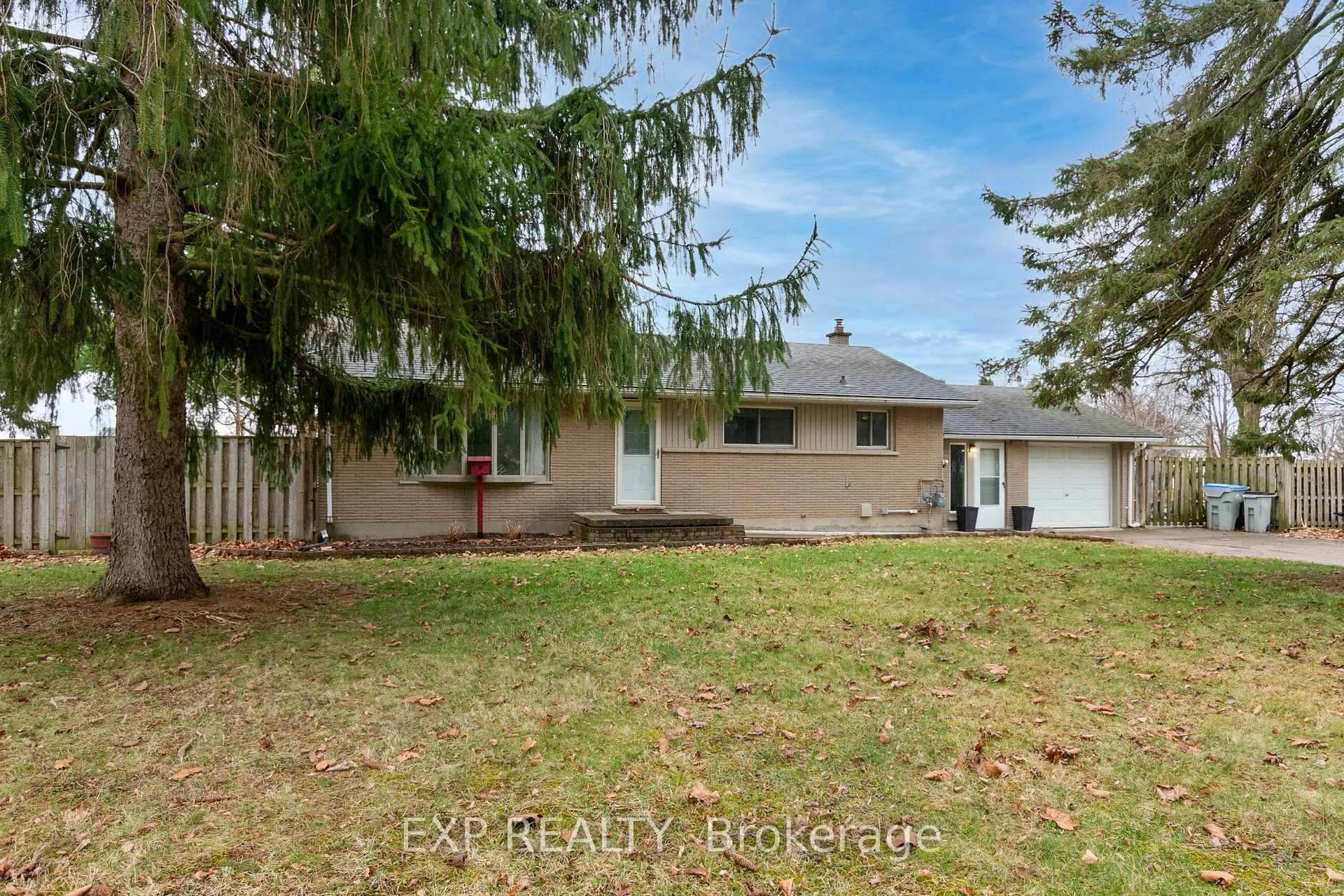 Photo 2 of 9347 Longwoods Road, Middlesex Centre, Delaware Town — HOMEH