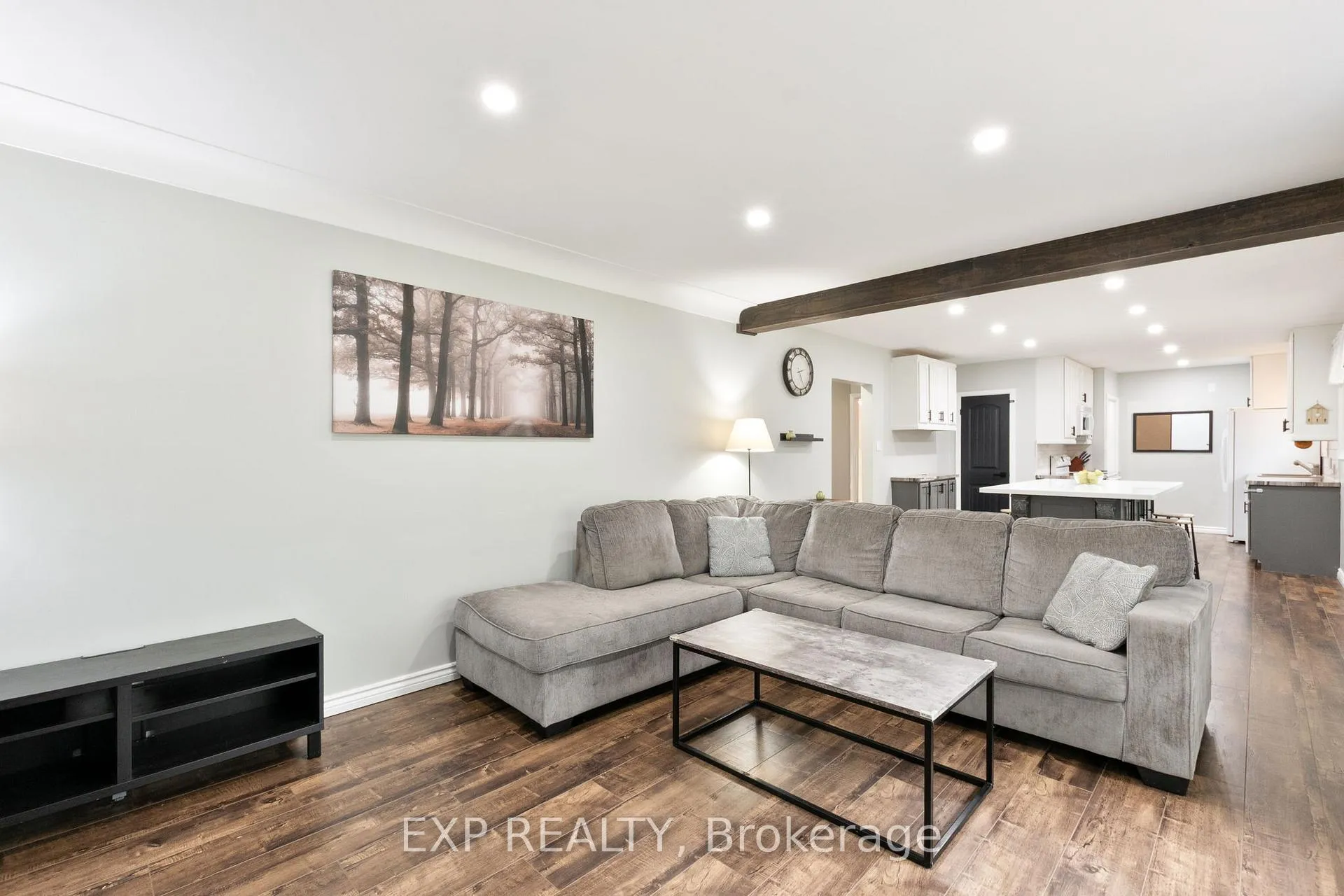 Photo 16 of 9347 Longwoods Road, Middlesex Centre, Delaware Town — HOMEH