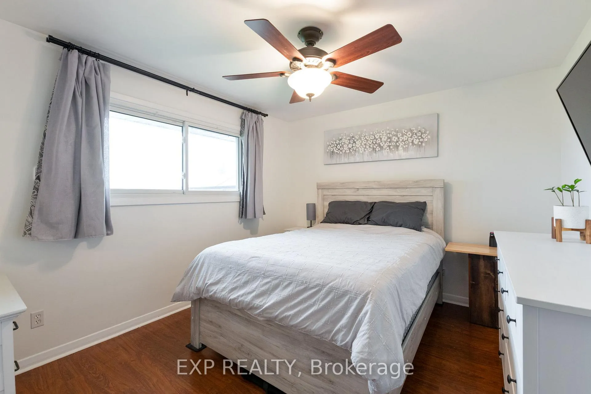 Photo 17 of 9347 Longwoods Road, Middlesex Centre, Delaware Town — HOMEH