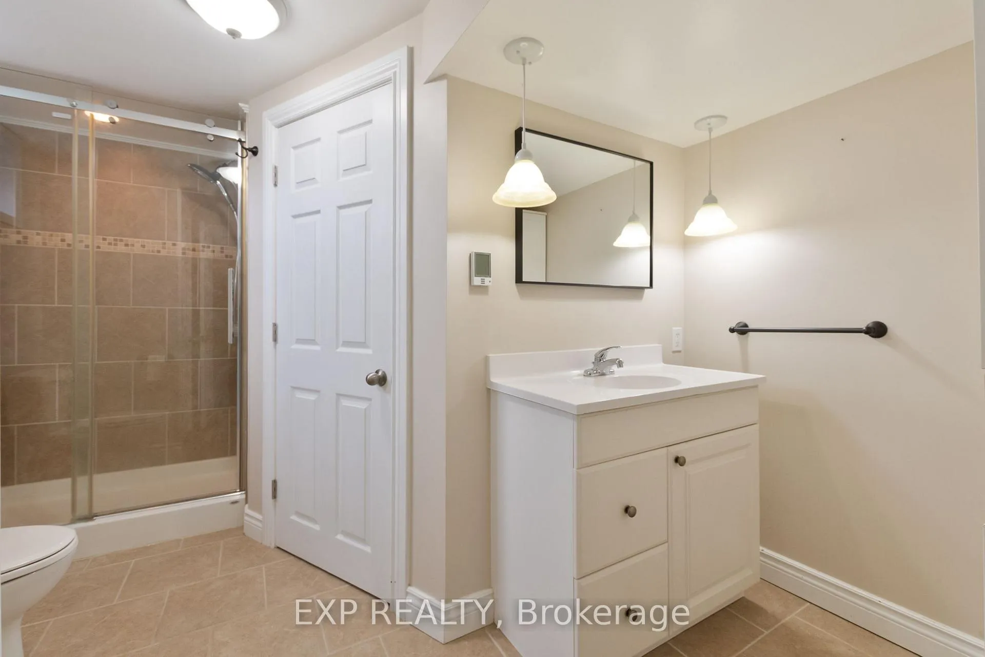 Photo 31 of 9347 Longwoods Road, Middlesex Centre, Delaware Town — HOMEH