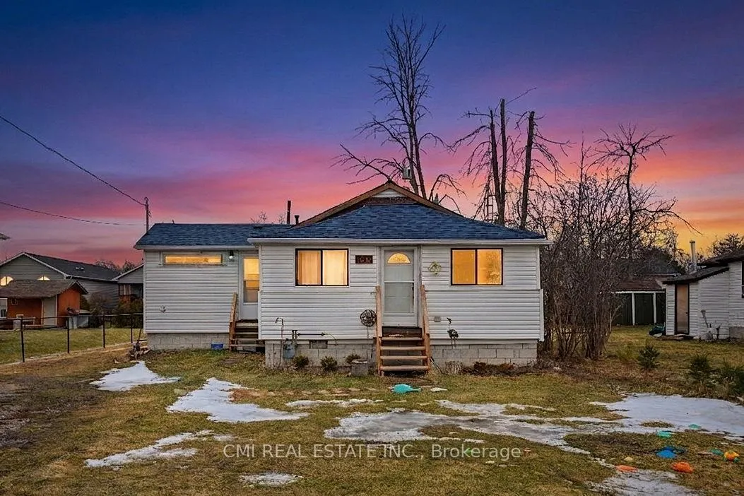 Photo 1 of 795 Third Avenue, Georgina, Historic Lakeshore Communities — HOMEH