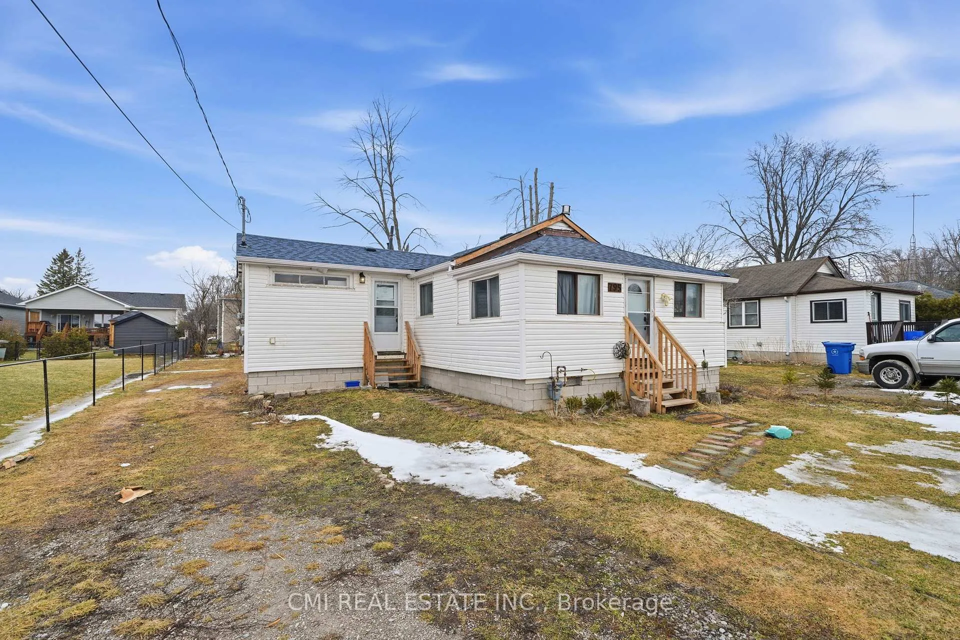 Photo 24 of 795 Third Avenue, Georgina, Historic Lakeshore Communities — HOMEH