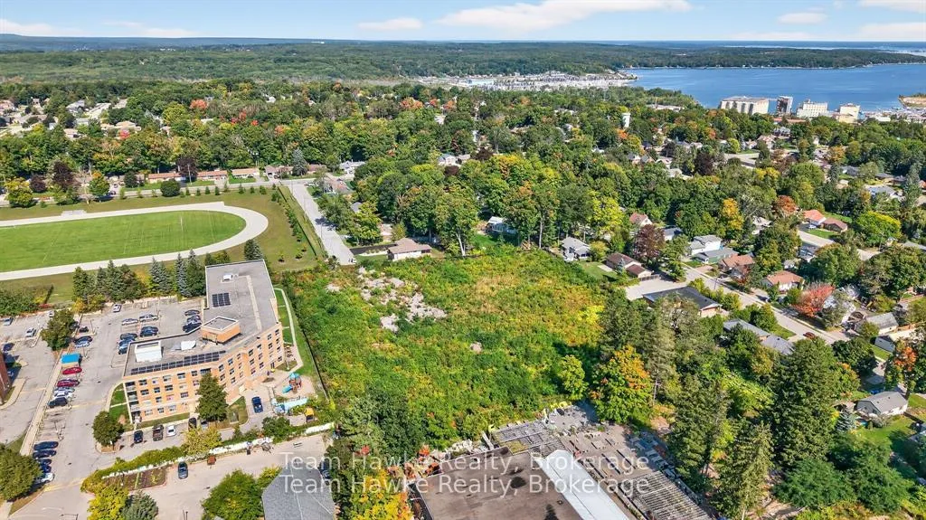 Photo 10 of Unit 2A, 319 Gervais Street, Midland — HOMEH