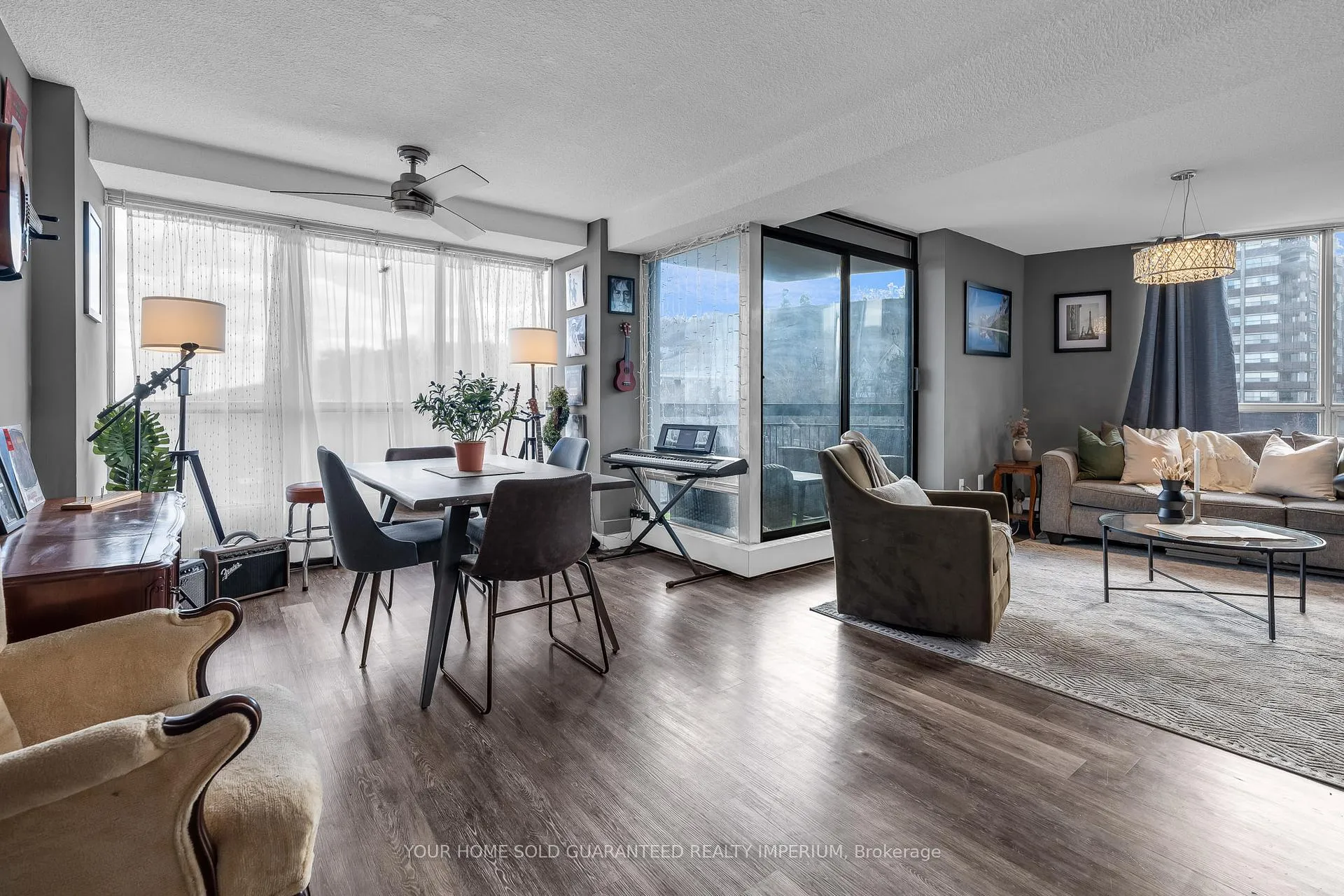 Photo 1 of Unit 1406, 150 Charlton Avenue E, Hamilton, Corktown — HOMEH
