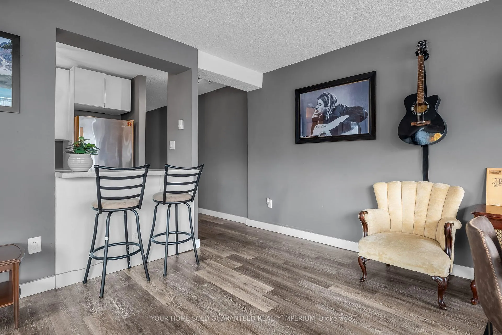 Photo 5 of Unit 1406, 150 Charlton Avenue E, Hamilton, Corktown — HOMEH