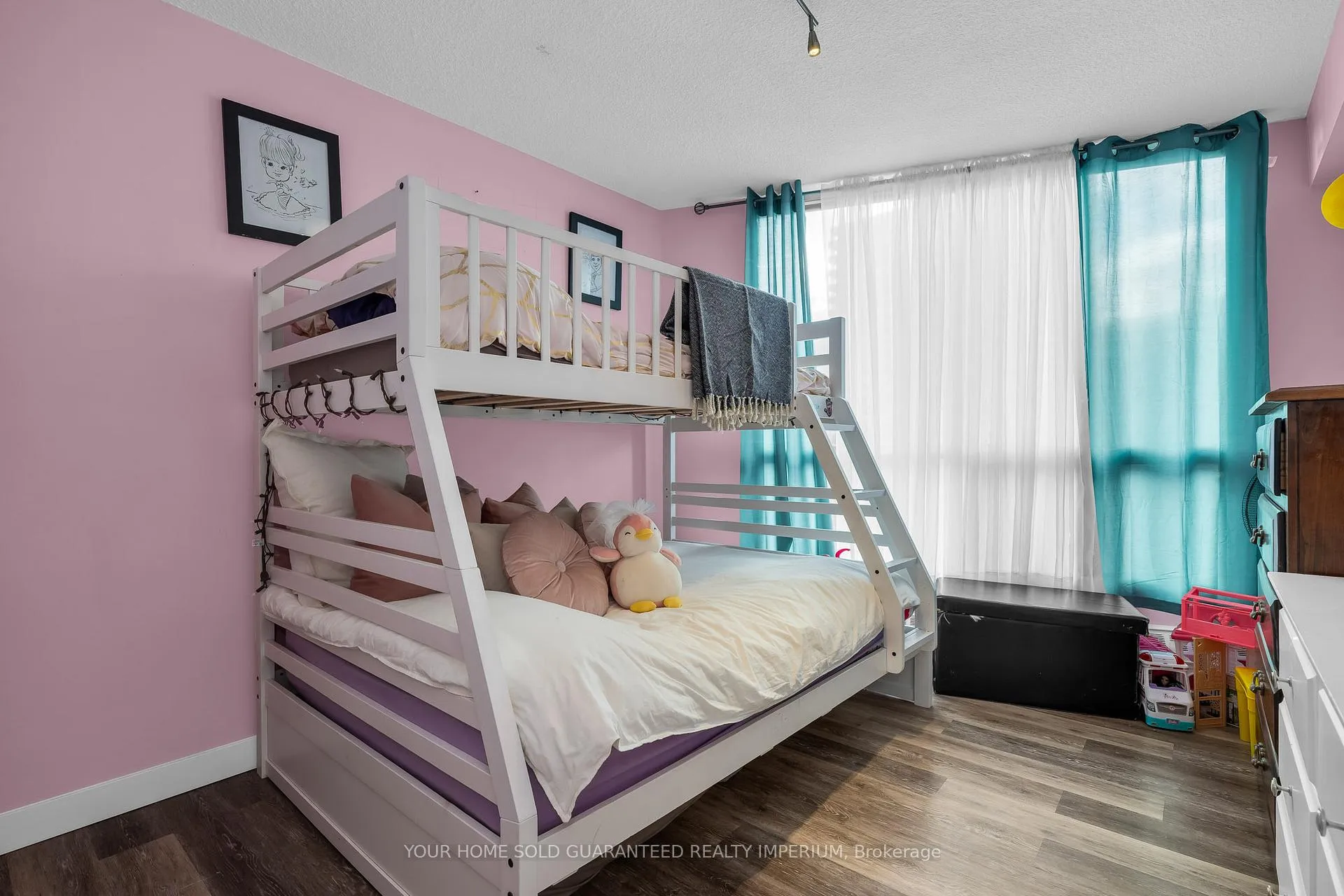 Photo 13 of Unit 1406, 150 Charlton Avenue E, Hamilton, Corktown — HOMEH