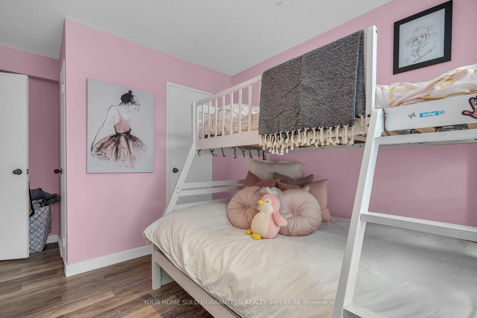 Photo 14 of Unit 1406, 150 Charlton Avenue E, Hamilton, Corktown — HOMEH