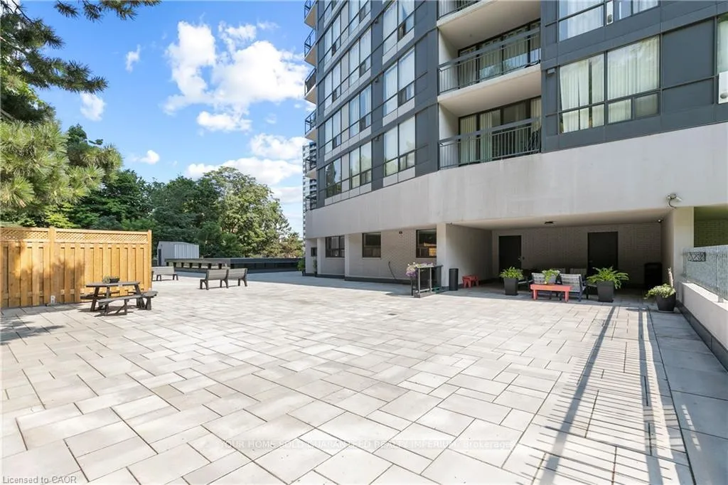 Photo 35 of Unit 1406, 150 Charlton Avenue E, Hamilton, Corktown — HOMEH