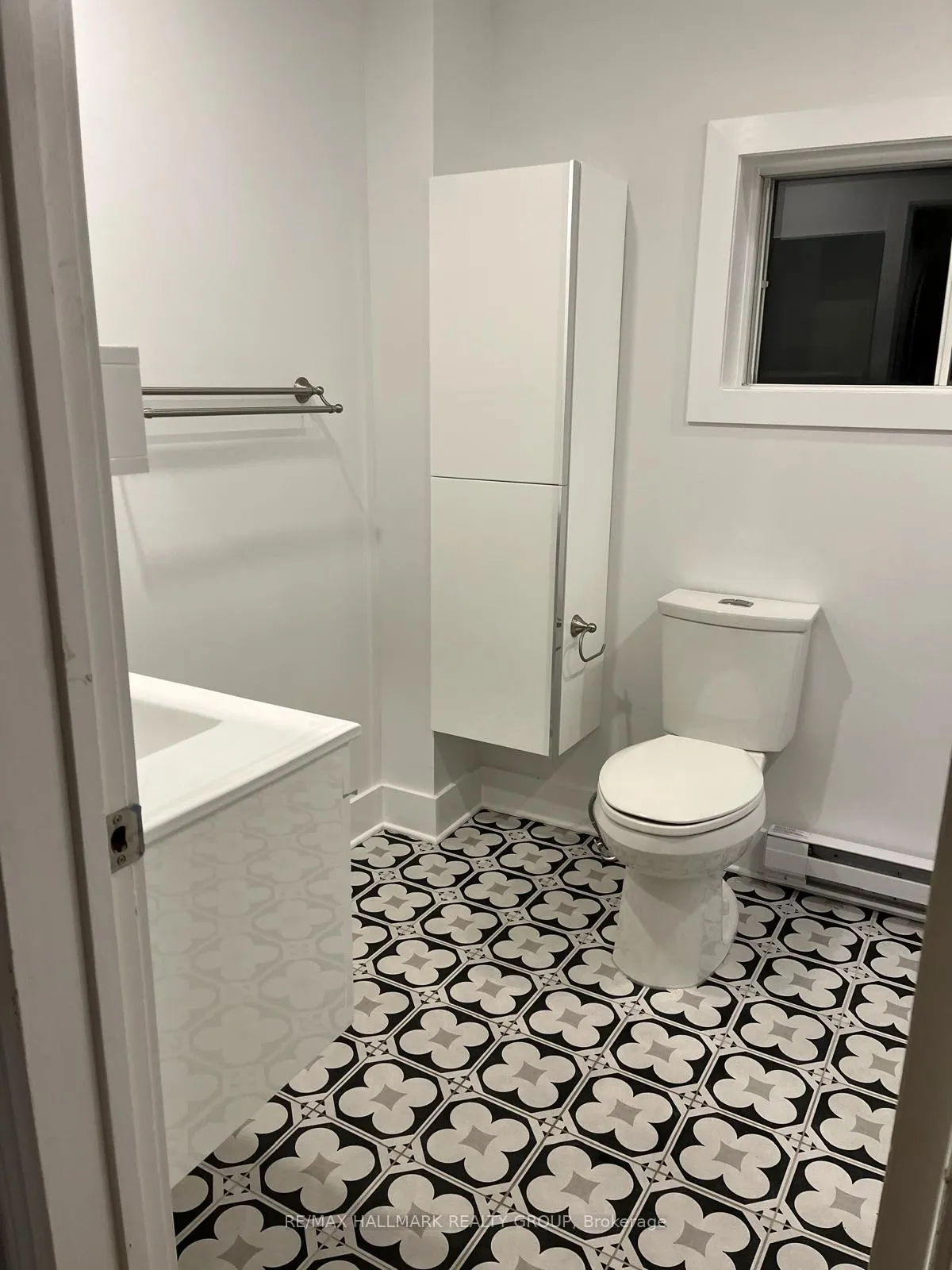 Photo 6 of Unit 2, 133 Spadina Avenue, Ottawa, Hintonburg — HOMEH