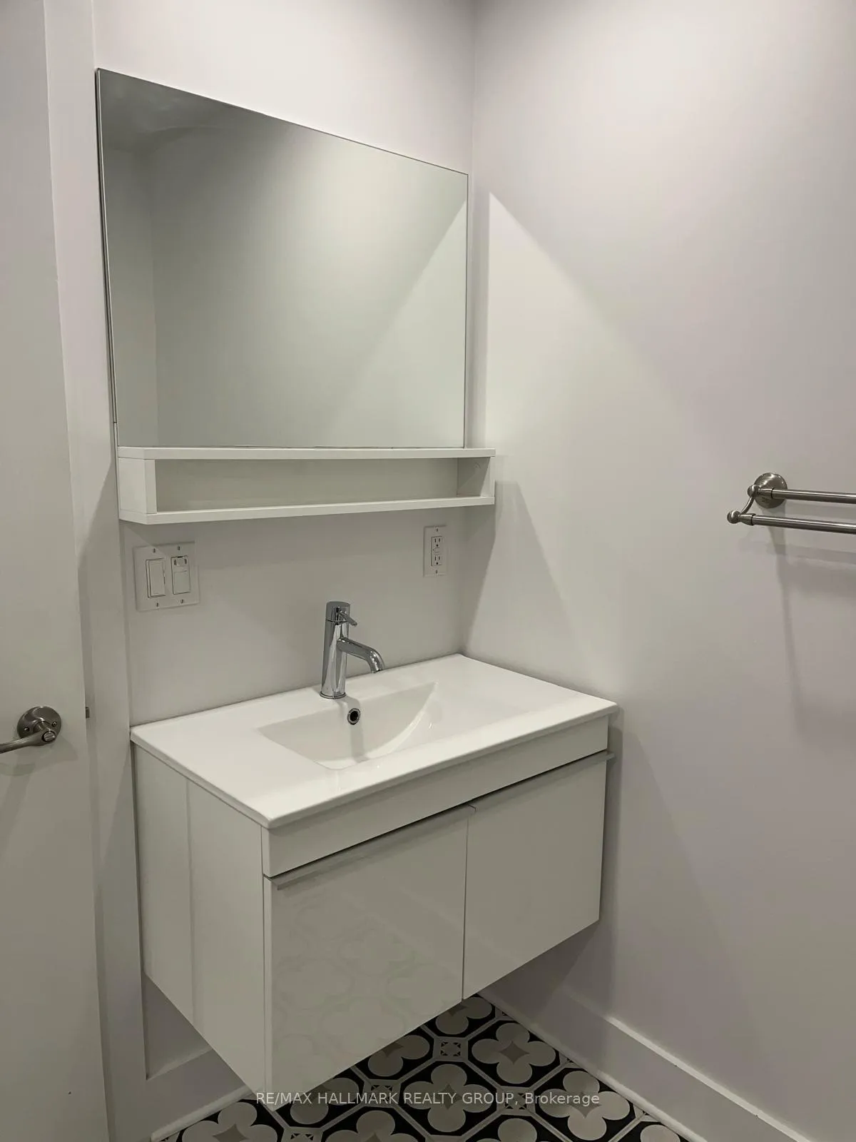 Photo 9 of Unit 2, 133 Spadina Avenue, Ottawa, Hintonburg — HOMEH