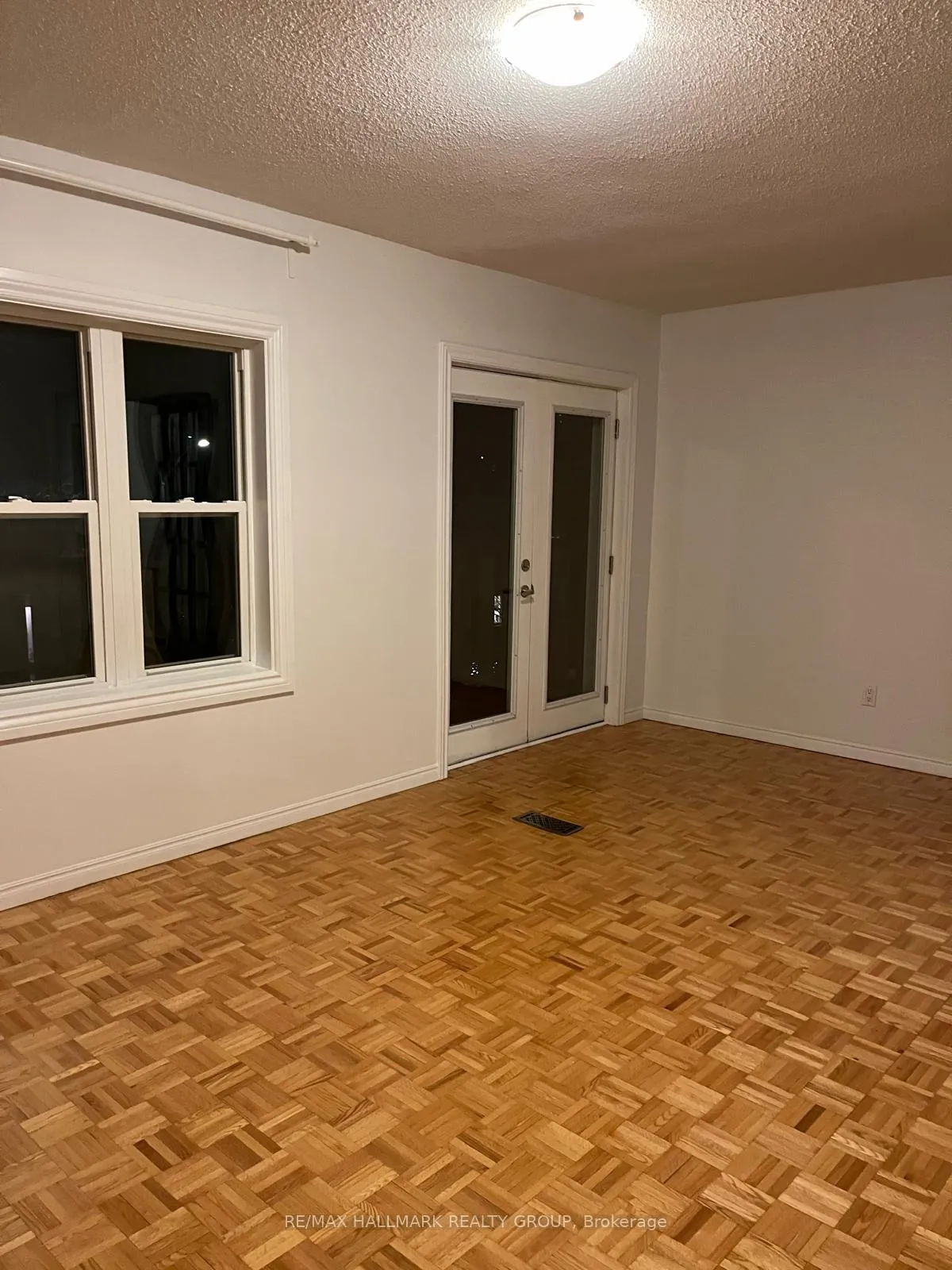 Photo 11 of Unit 2, 133 Spadina Avenue, Ottawa, Hintonburg — HOMEH
