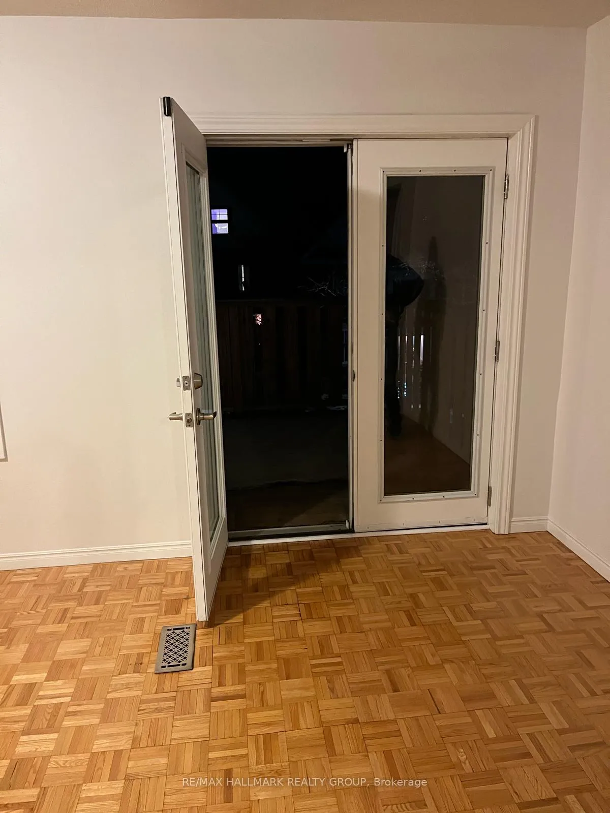 Photo 16 of Unit 2, 133 Spadina Avenue, Ottawa, Hintonburg — HOMEH