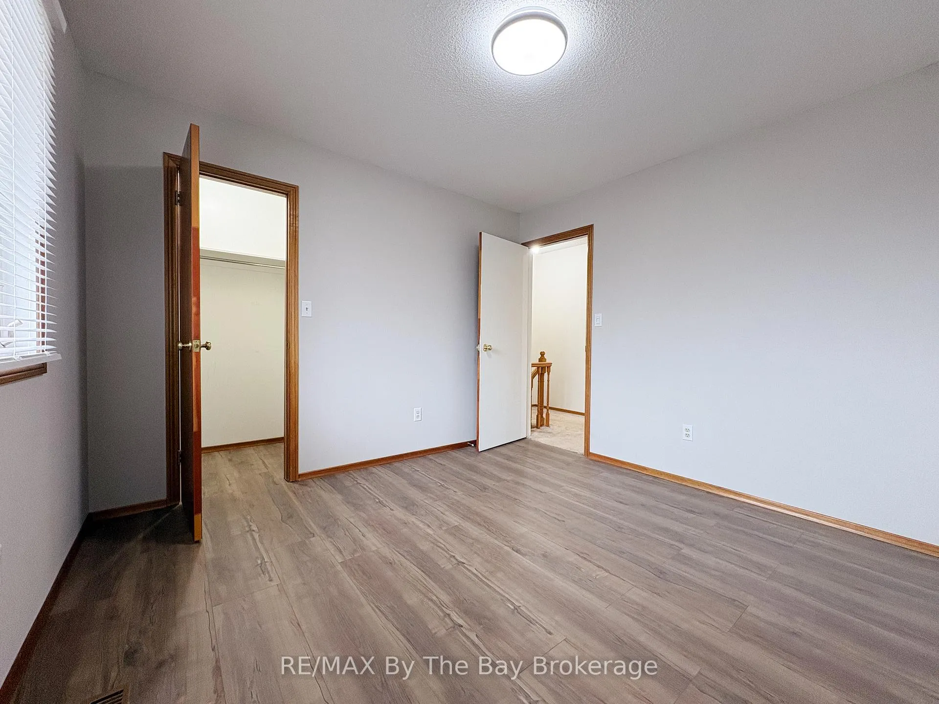 Photo 15 of 213 Sunnidale Street, Clearview, Stayner — HOMEH