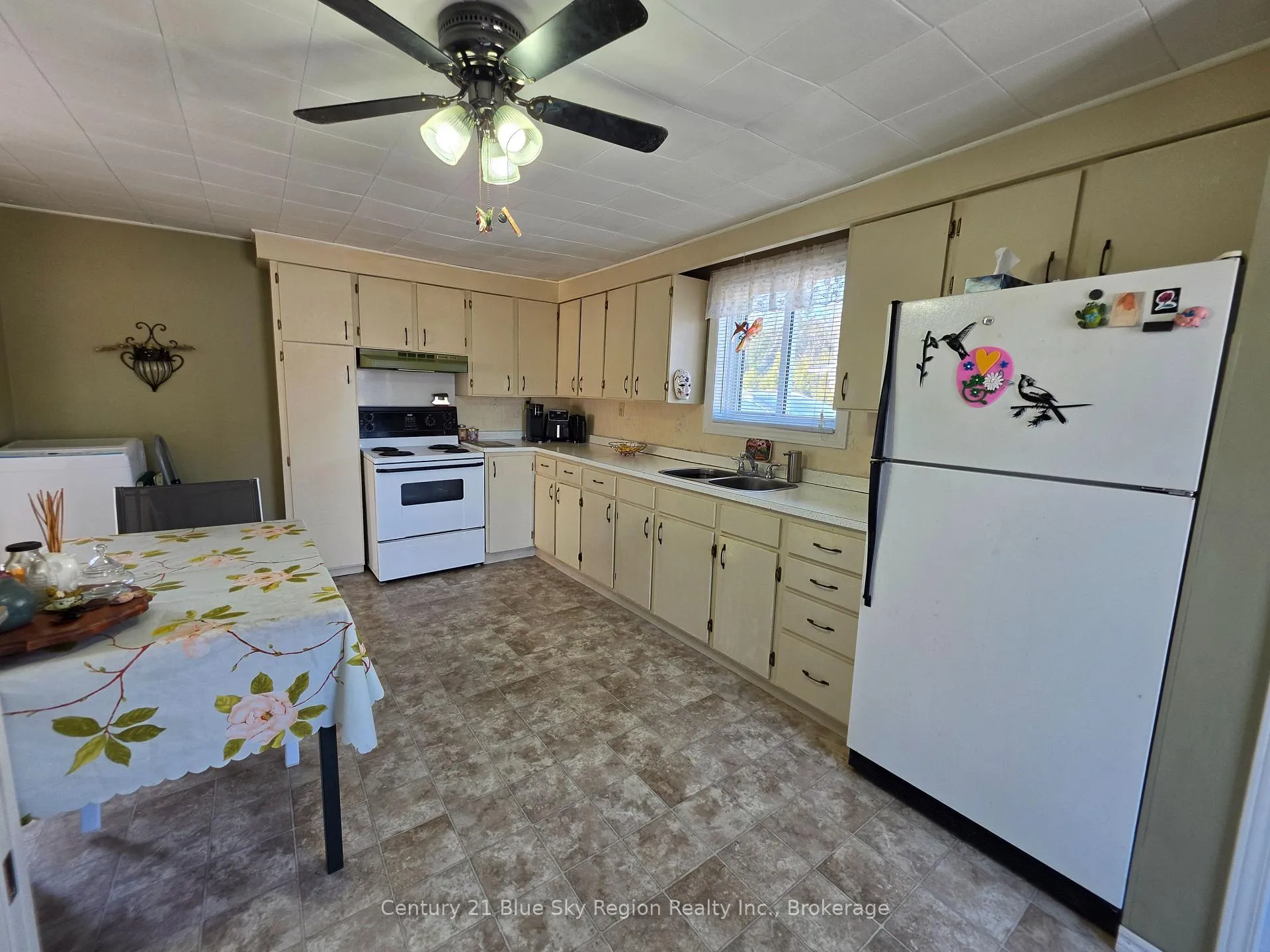 Photo 2 of 19 Gingras Avenue, West Nipissing, Verner — HOMEH
