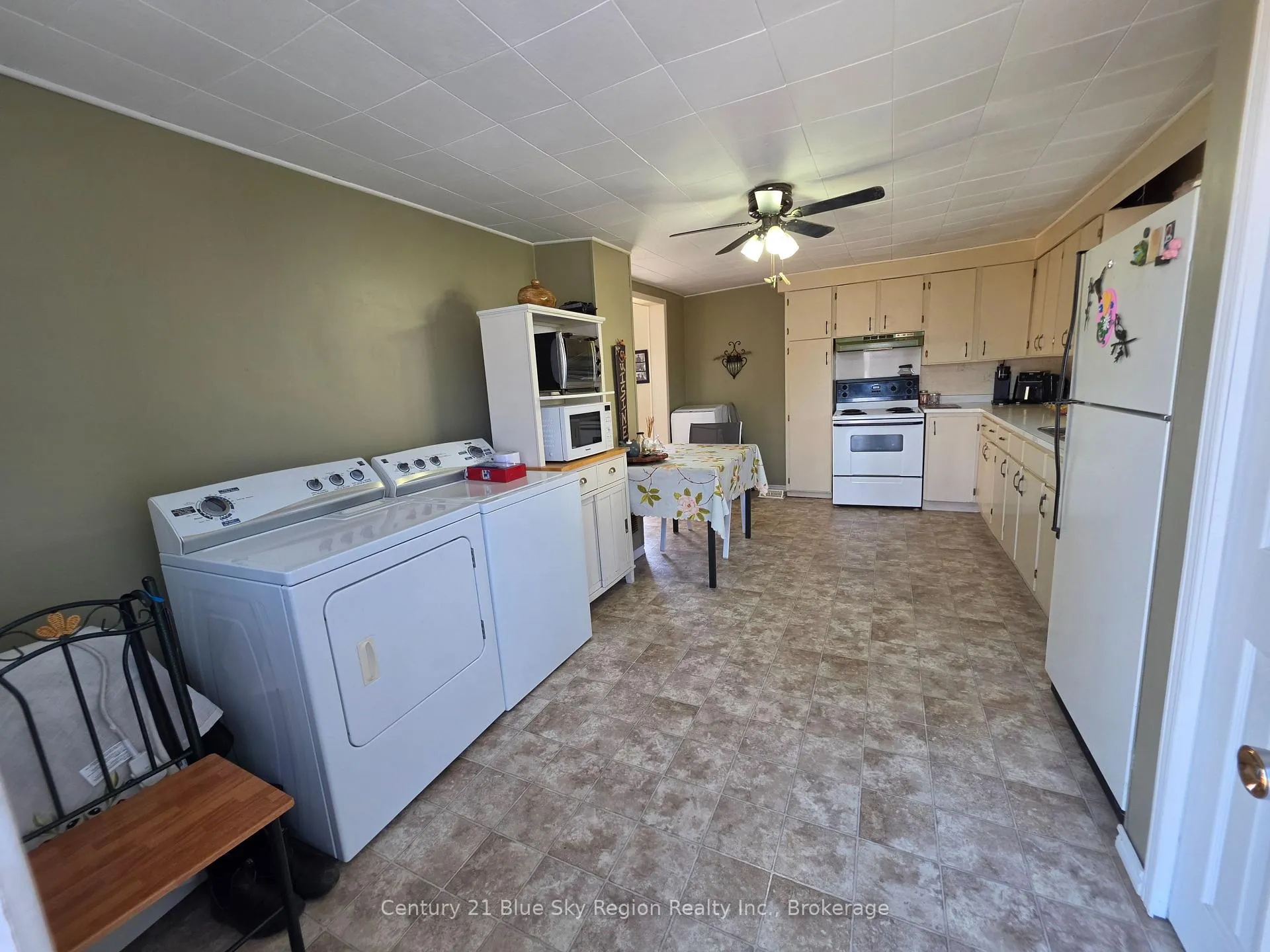 Photo 5 of 19 Gingras Avenue, West Nipissing, Verner — HOMEH
