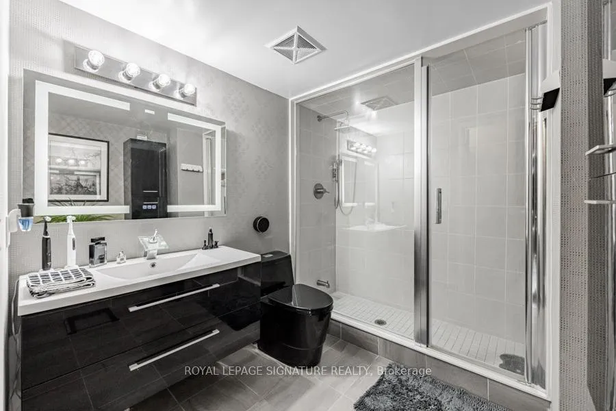 Photo 14 of Unit 316, 30 Via Rosedale, Brampton, Sandringham-Wellington — HOMEH