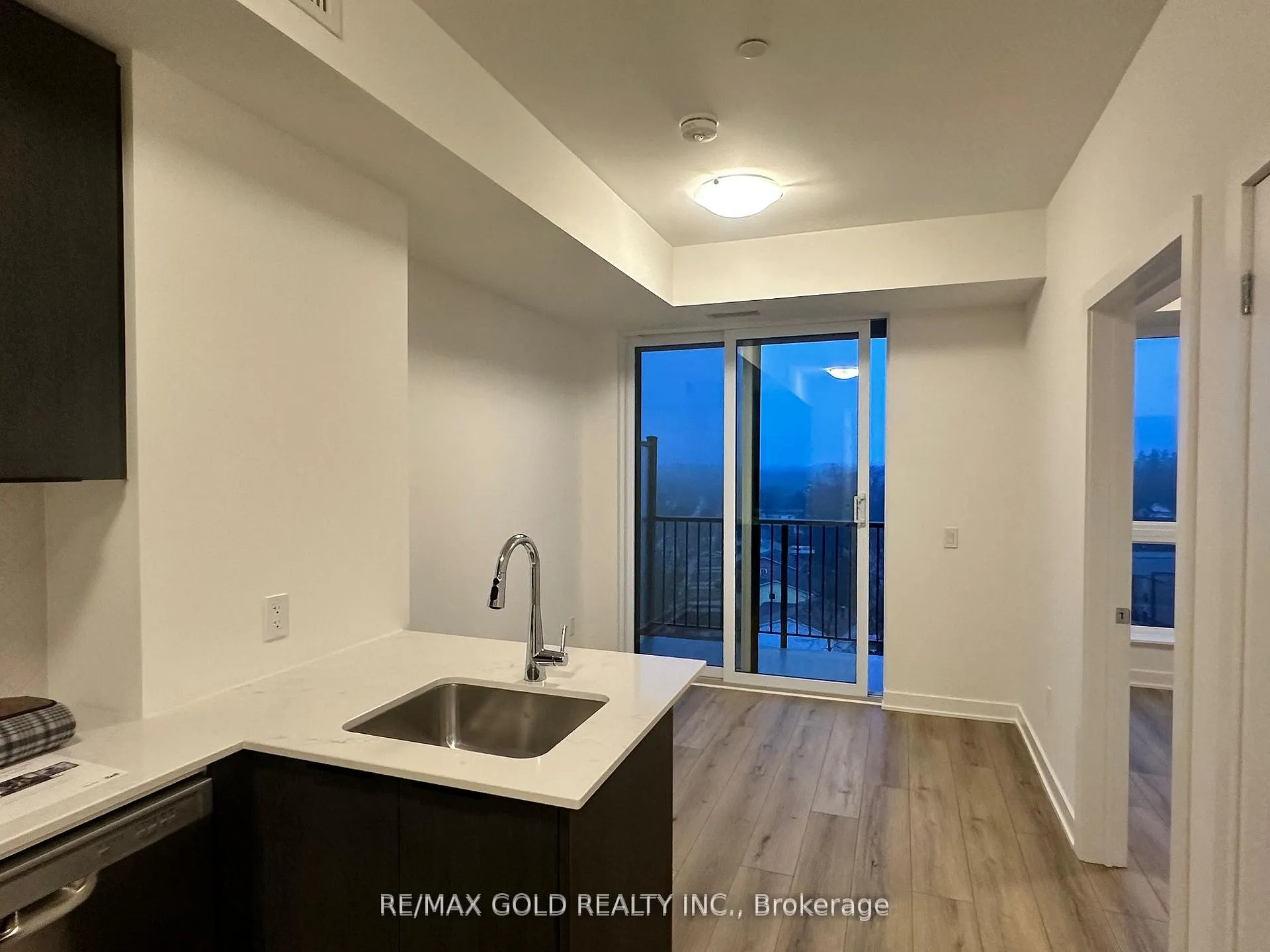 Photo 11 of Unit 605, 312 Erb Street W, Waterloo — HOMEH