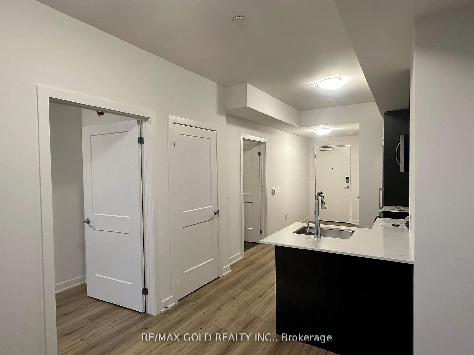 Photo 12 of Unit 605, 312 Erb Street W, Waterloo — HOMEH