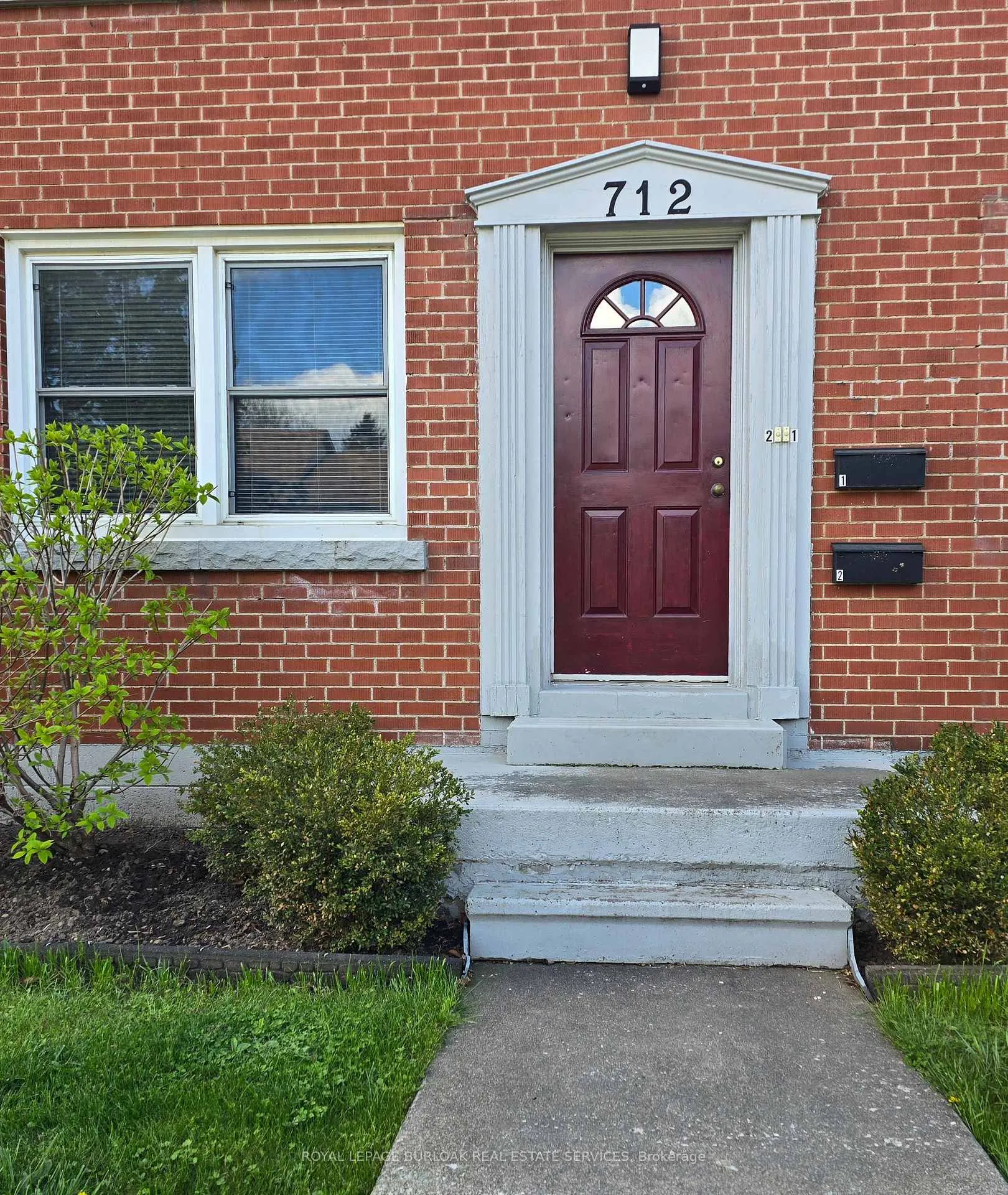 Photo 2 of Unit 1, 712 Ross Street, Burlington, Brant — HOMEH