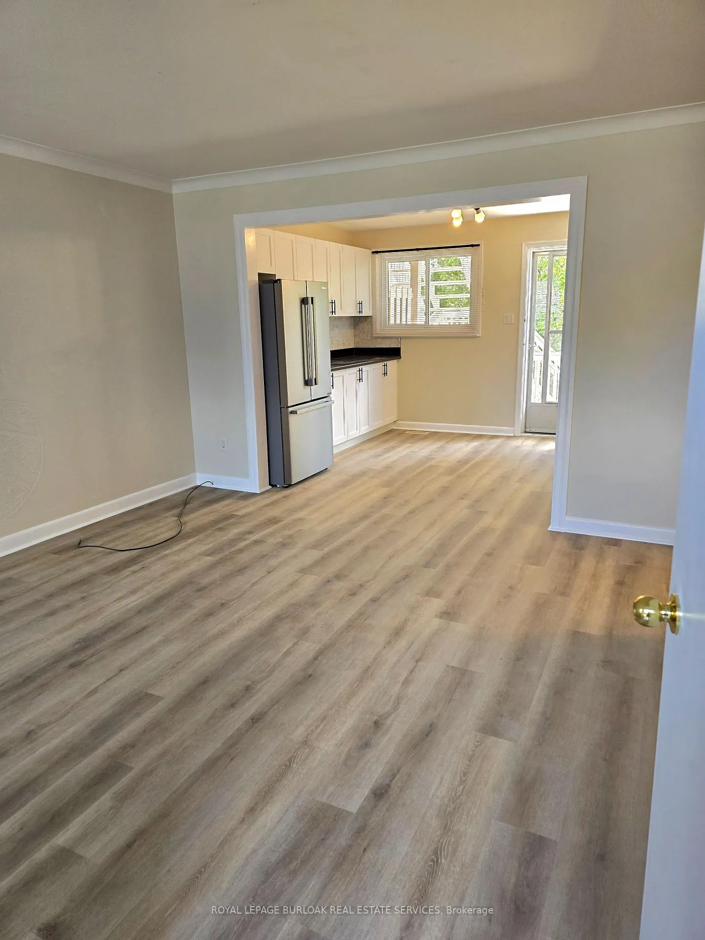 Photo 3 of Unit 1, 712 Ross Street, Burlington, Brant — HOMEH