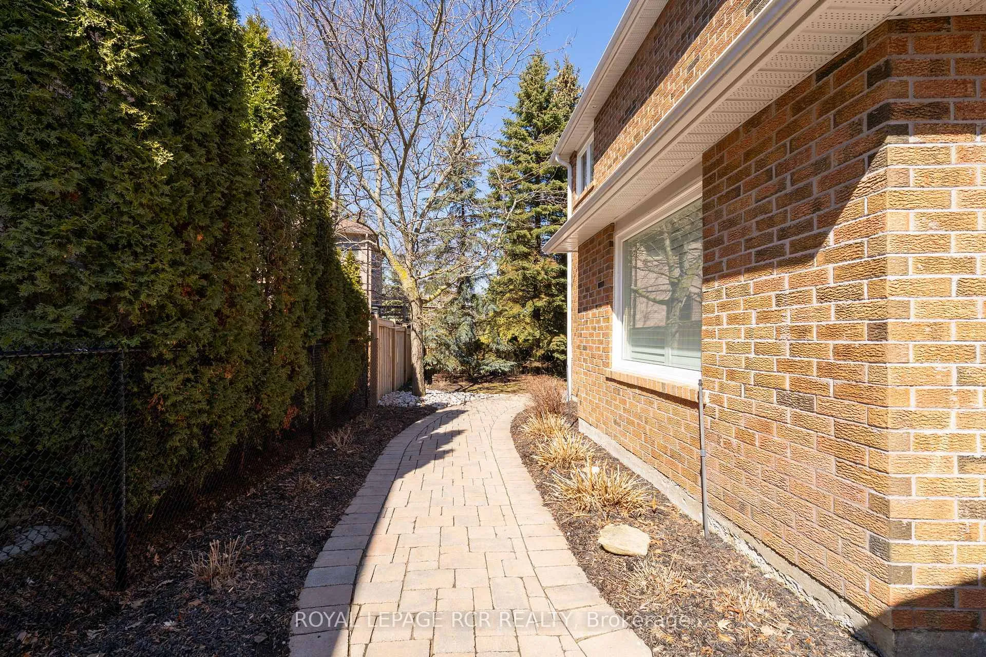 Photo 41 of 4 Vantagebrook Court, Caledon, Bolton North — HOMEH