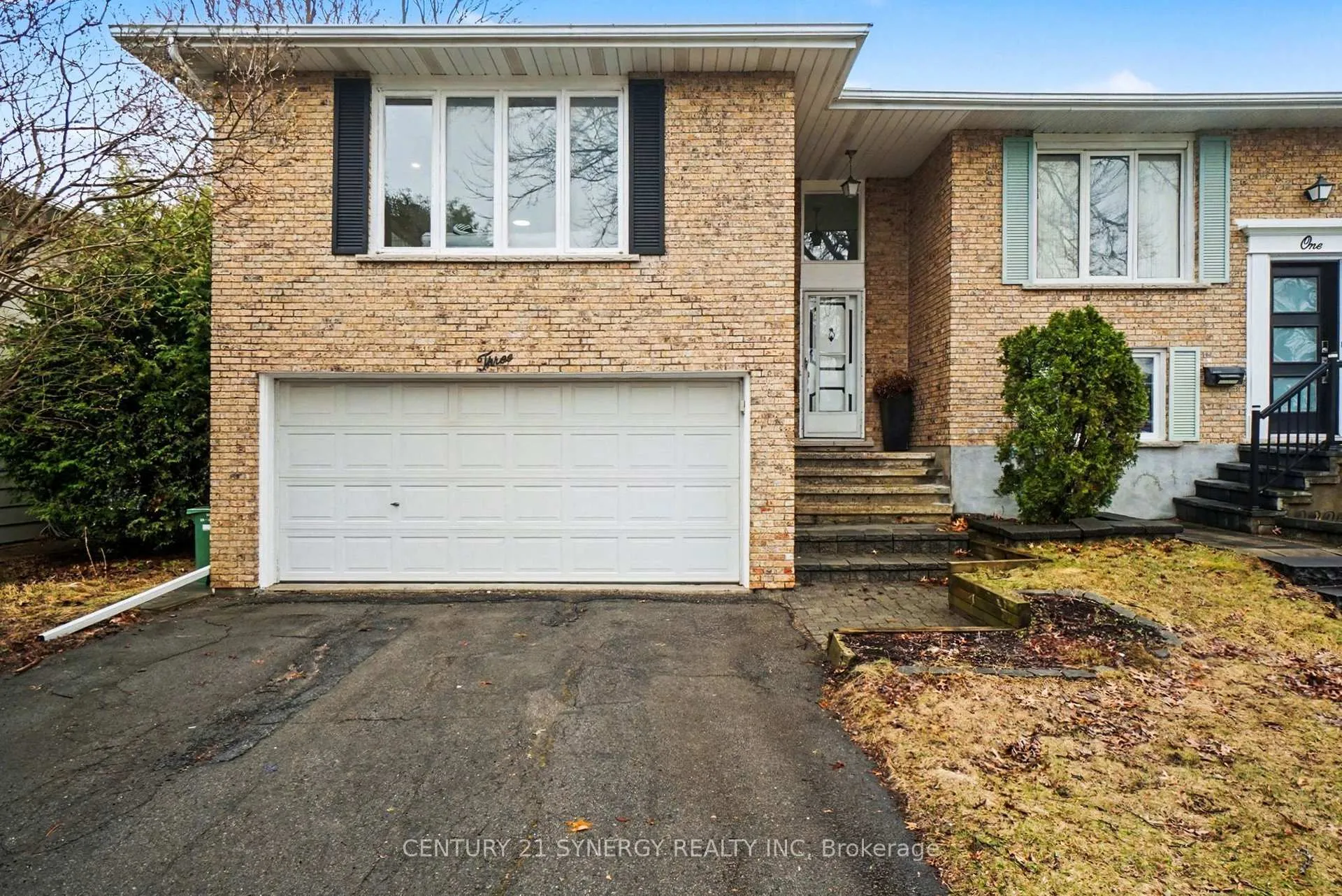 Photo 2 of 3 Ashwick Court, Ottawa, Craig Henry/Woodvale — HOMEH