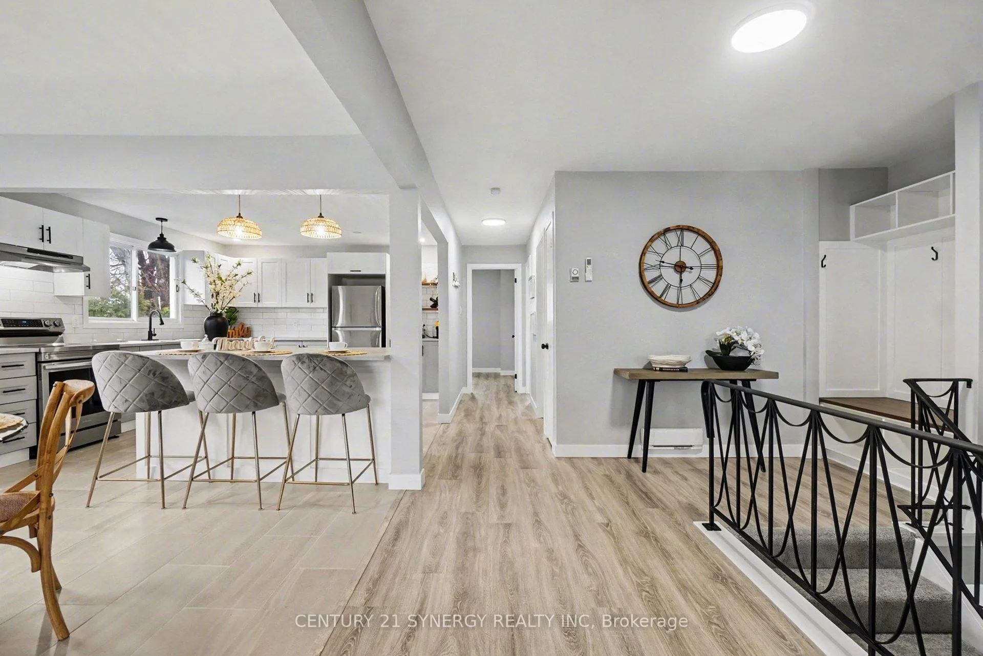 Photo 13 of 3 Ashwick Court, Ottawa, Craig Henry/Woodvale — HOMEH