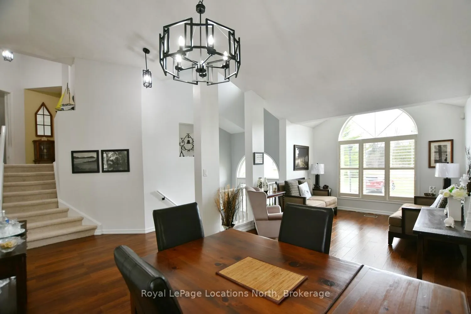 Photo 9 of 61 Barker Boulevard, Collingwood — HOMEH