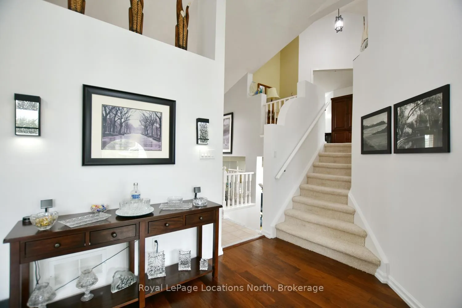 Photo 12 of 61 Barker Boulevard, Collingwood — HOMEH