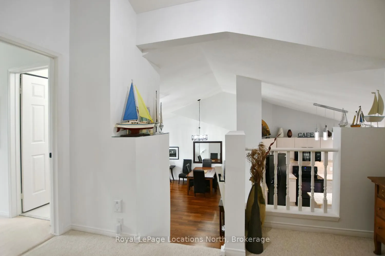 Photo 29 of 61 Barker Boulevard, Collingwood — HOMEH