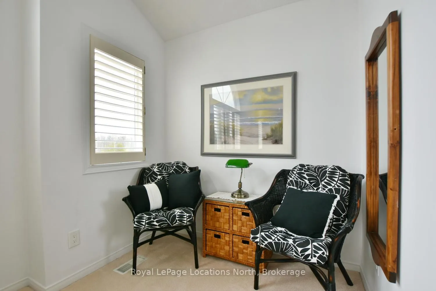 Photo 32 of 61 Barker Boulevard, Collingwood — HOMEH