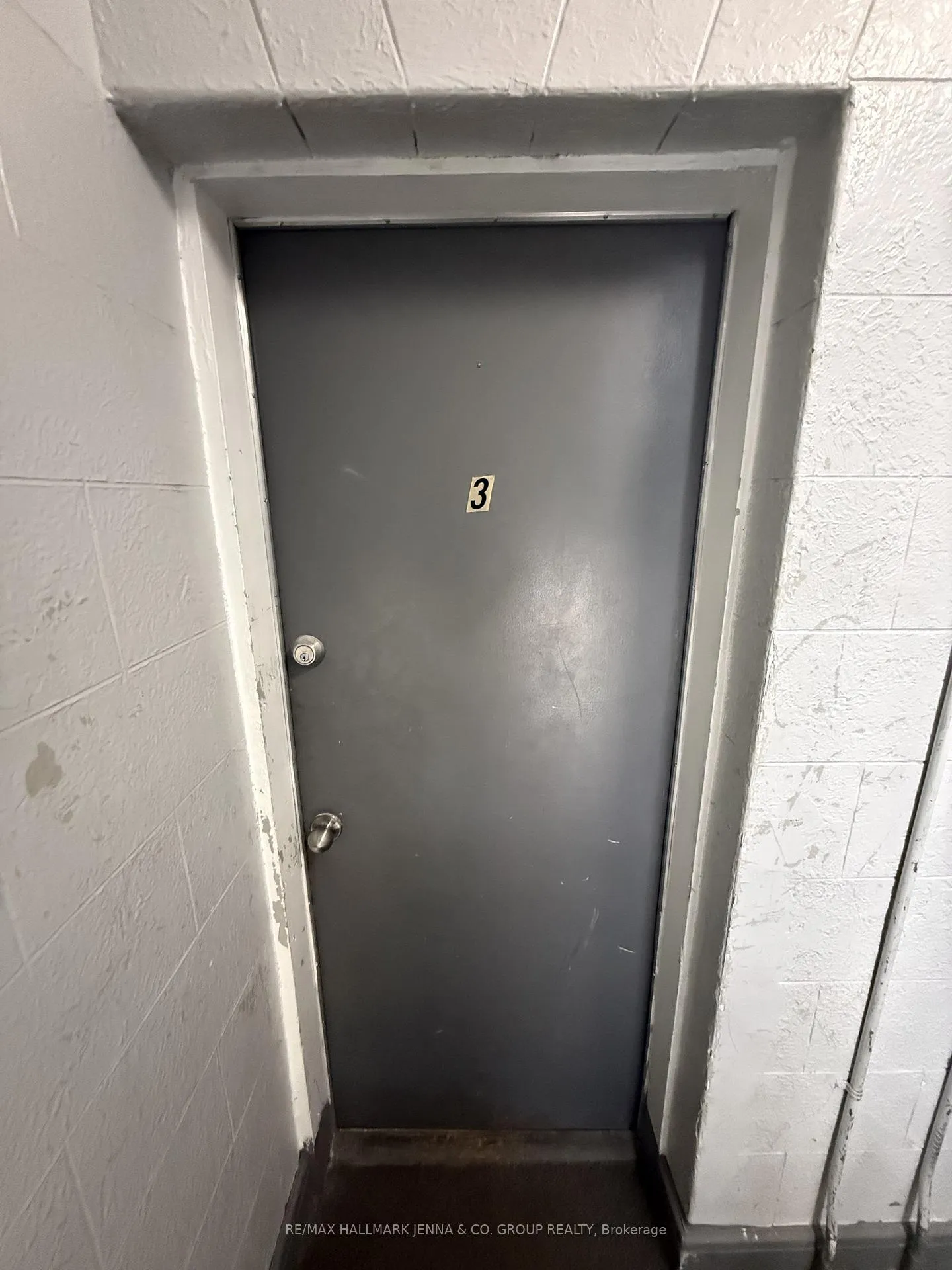 Photo 2 of Unit 3, 280 Blake Boulevard, Ottawa, Vanier — HOMEH