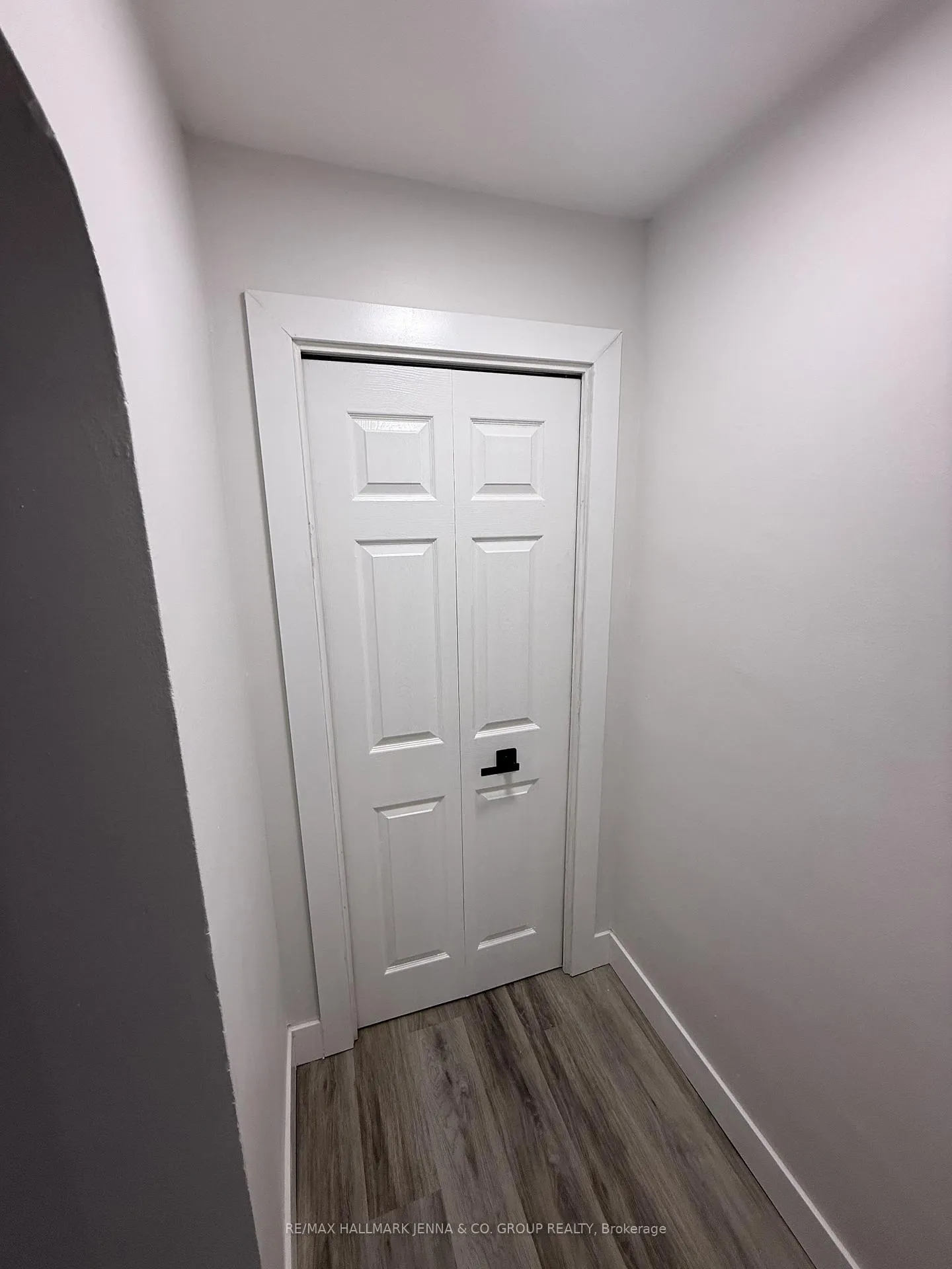 Photo 4 of Unit 3, 280 Blake Boulevard, Ottawa, Vanier — HOMEH