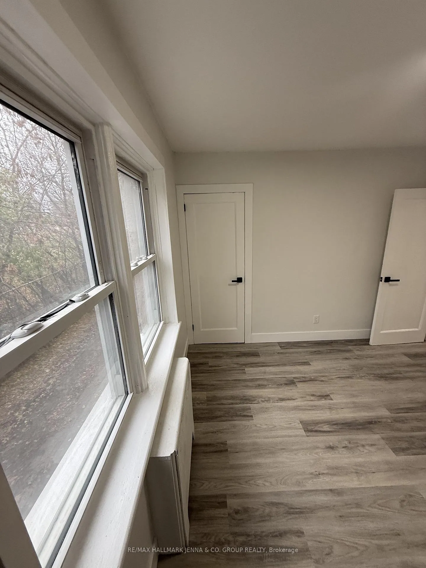 Photo 11 of Unit 3, 280 Blake Boulevard, Ottawa, Vanier — HOMEH
