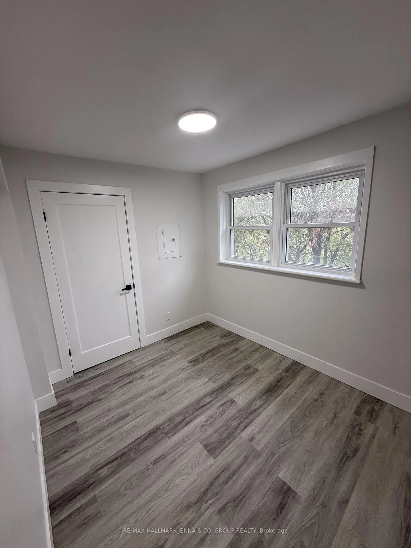 Photo 23 of Unit 3, 280 Blake Boulevard, Ottawa, Vanier — HOMEH