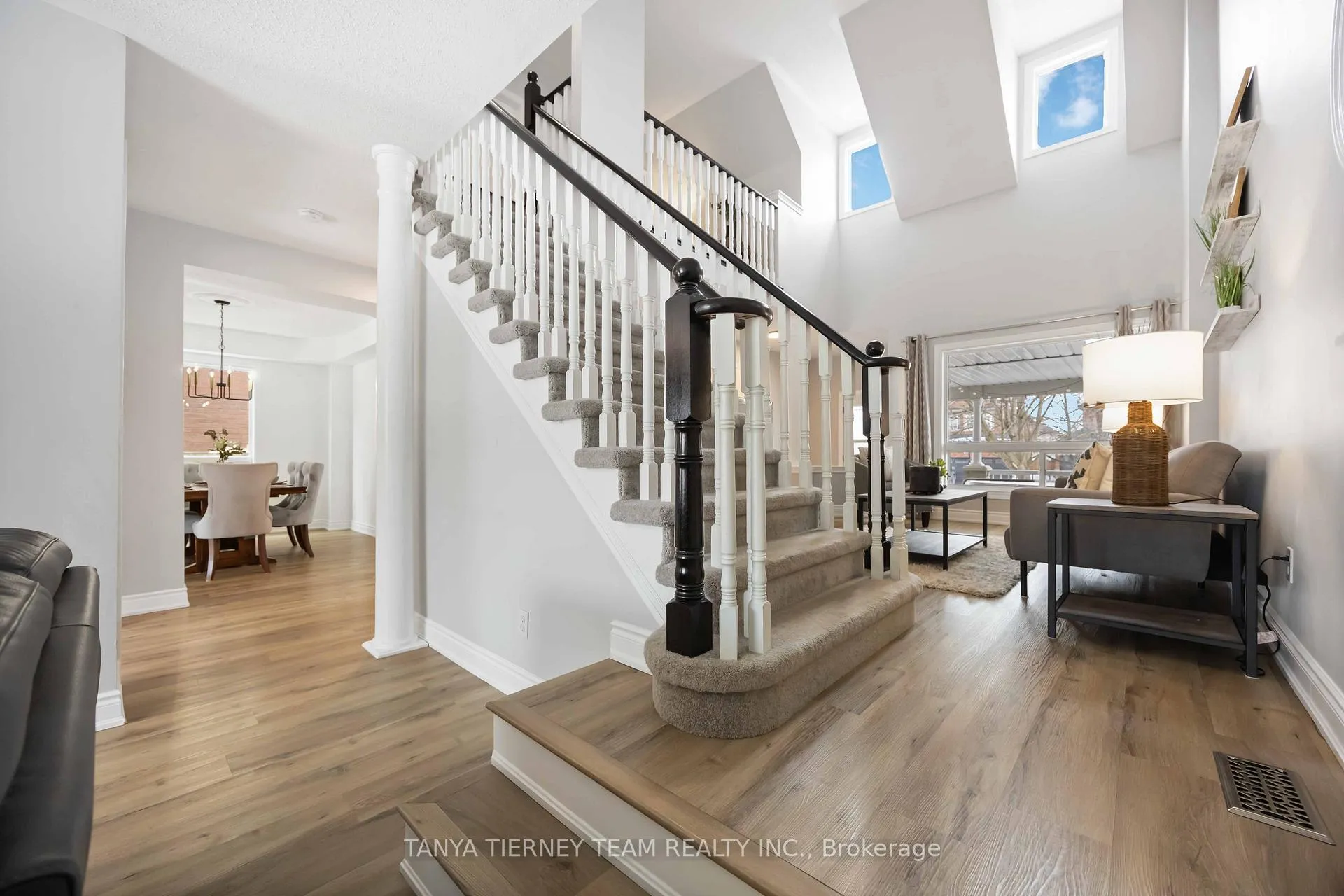 Photo 22 of 140 Vipond Road, Whitby, Brooklin — HOMEH