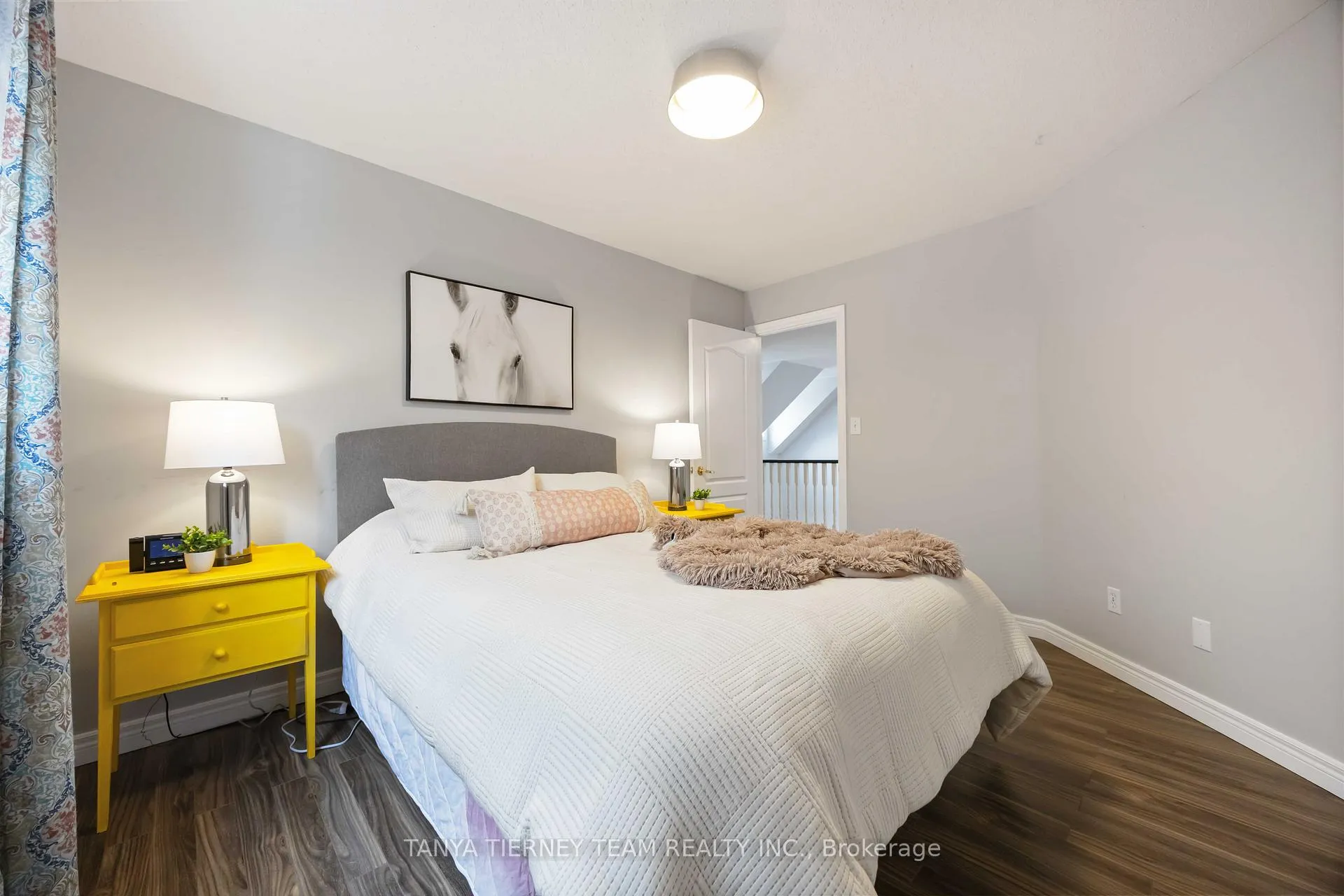 Photo 31 of 140 Vipond Road, Whitby, Brooklin — HOMEH