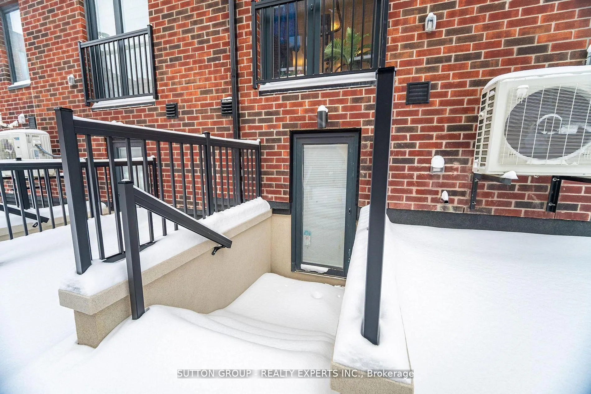Photo 5 of 5 Taylor Court, Caledon, Bolton West — HOMEH