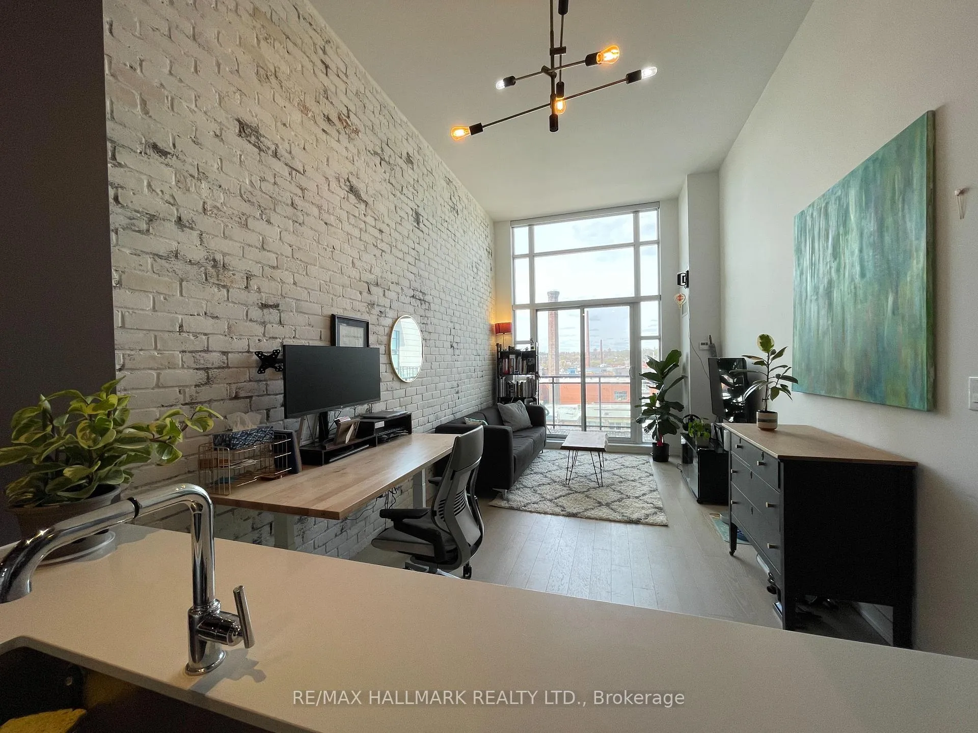 Photo 4 of Unit PH706, 88 Colgate Avenue, Toronto, South Riverdale — HOMEH