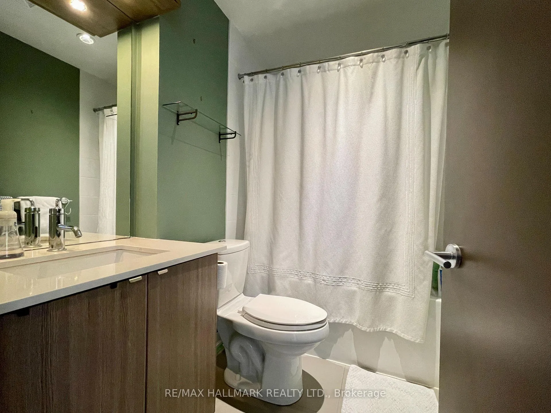 Photo 11 of Unit PH706, 88 Colgate Avenue, Toronto, South Riverdale — HOMEH