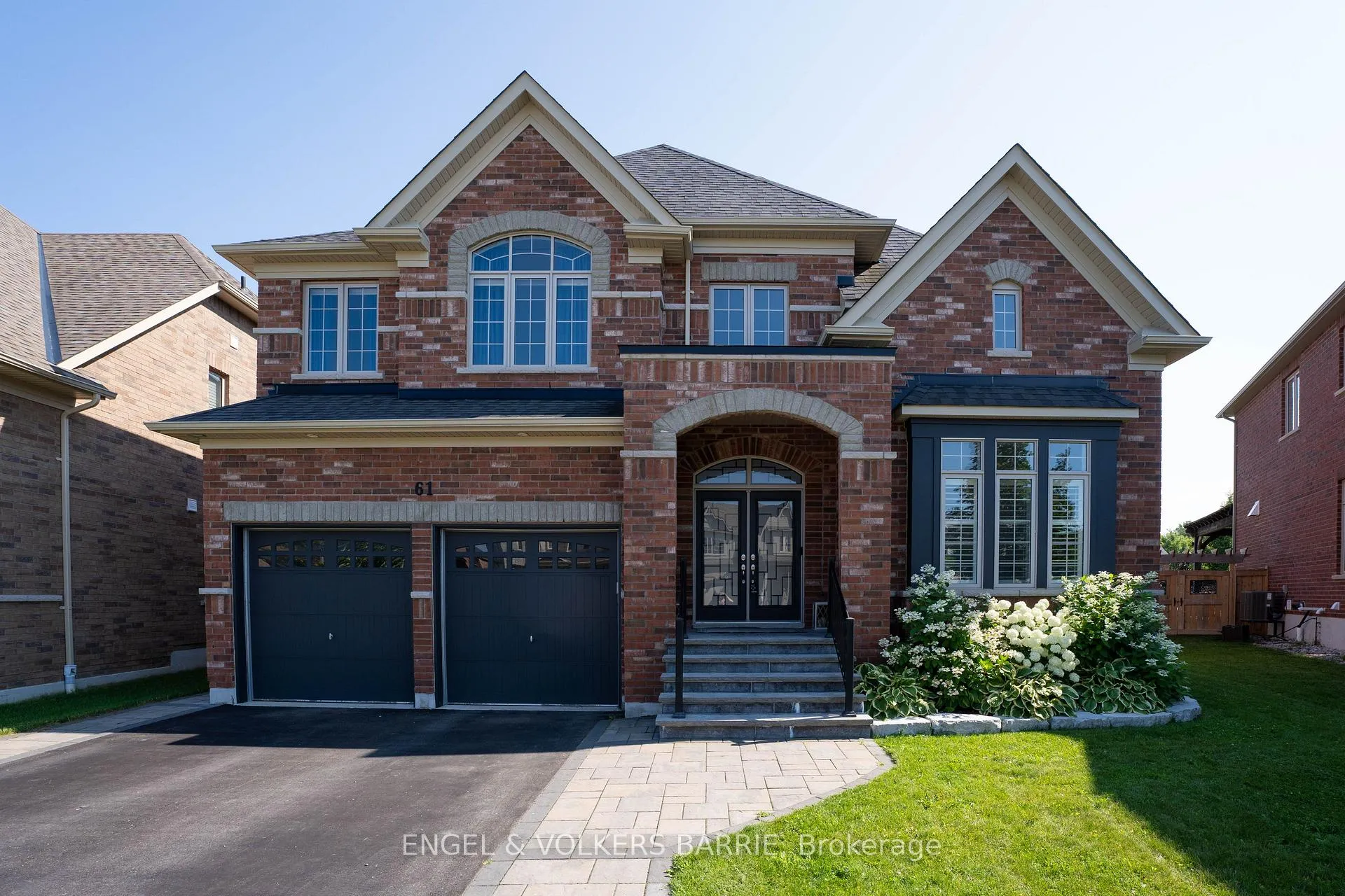 Photo 1 of 61 Oliver's Mill Road, Springwater, Centre Vespra — HOMEH