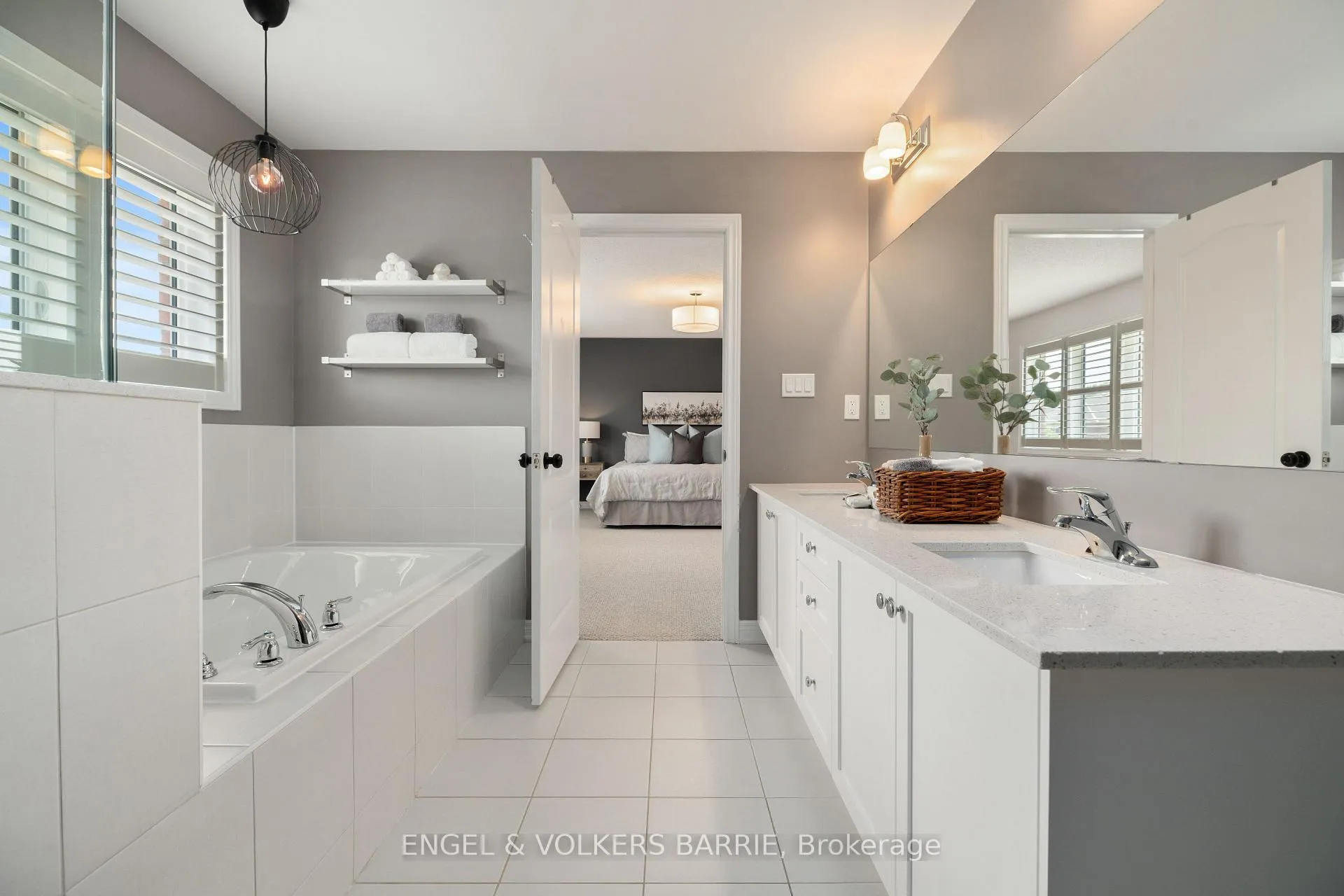 Photo 23 of 61 Oliver's Mill Road, Springwater, Centre Vespra — HOMEH