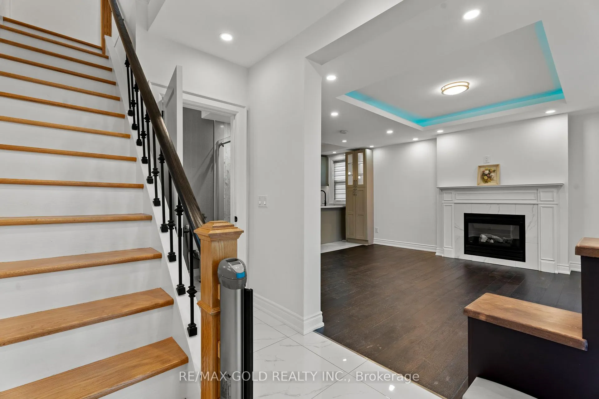 Photo 20 of 59 David Street, Brampton, Downtown Brampton — HOMEH