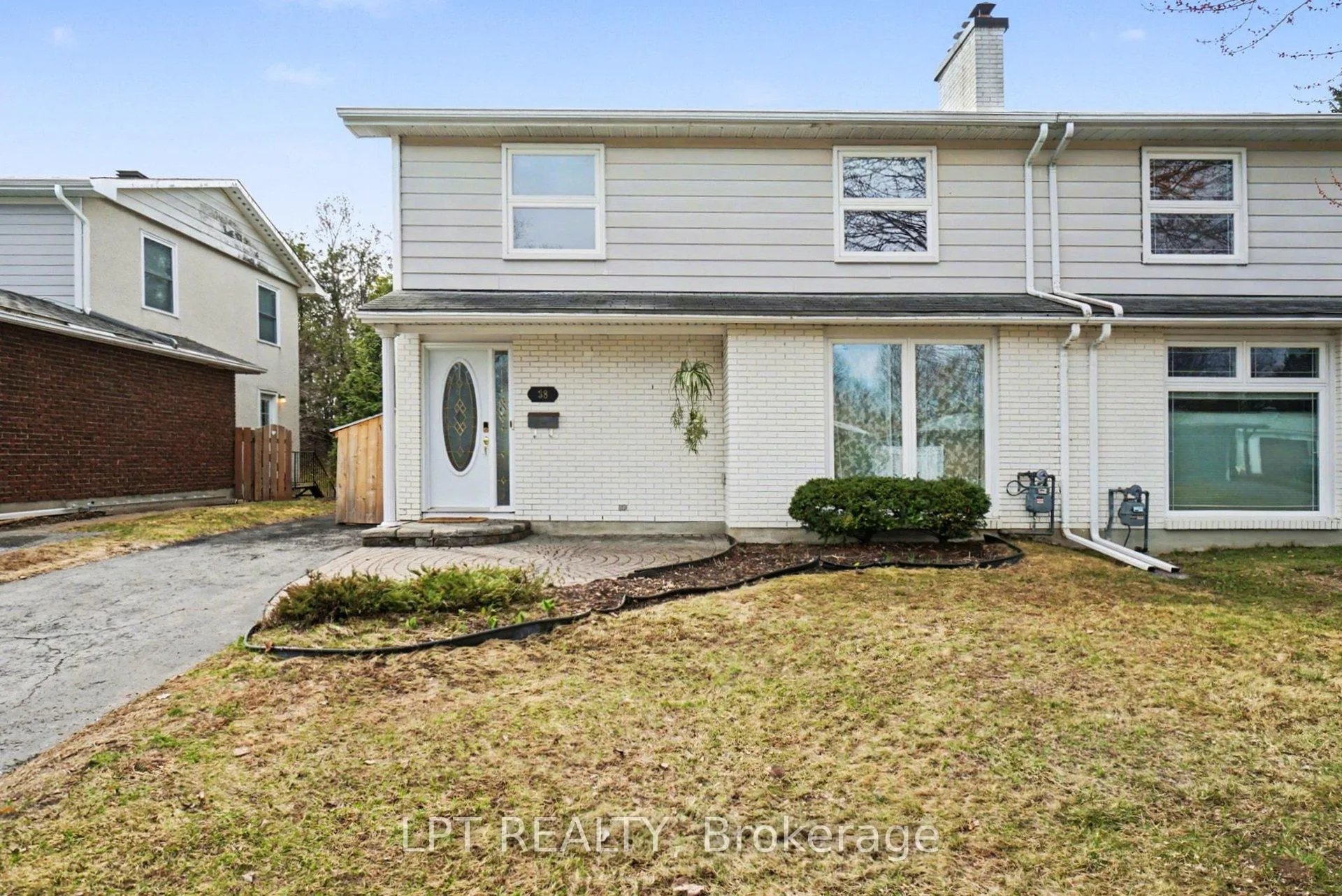 Photo 1 of 38 Lindhurst Crescent, Ottawa, Briargreen — HOMEH