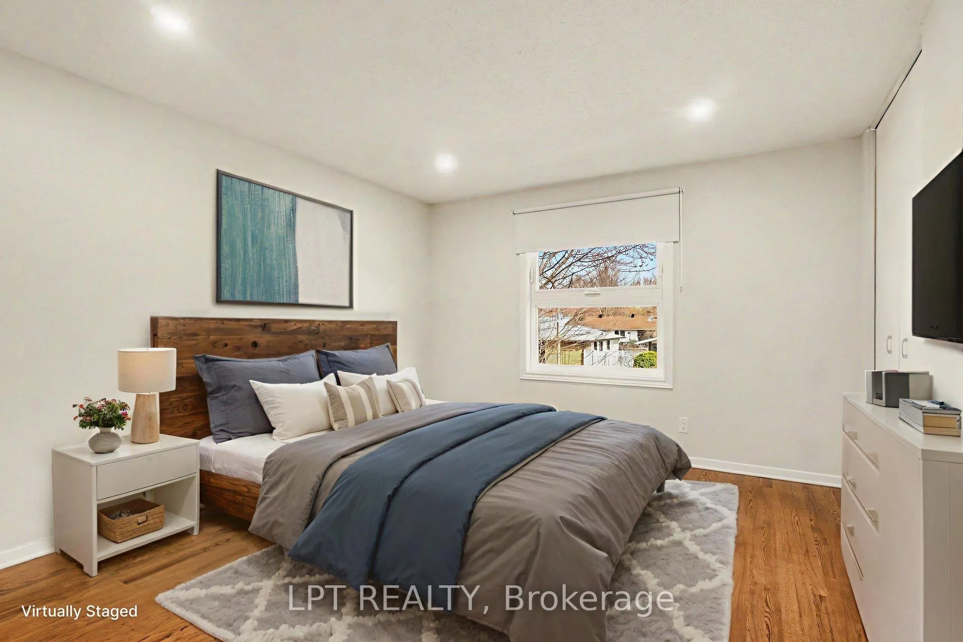 Photo 13 of 38 Lindhurst Crescent, Ottawa, Briargreen — HOMEH