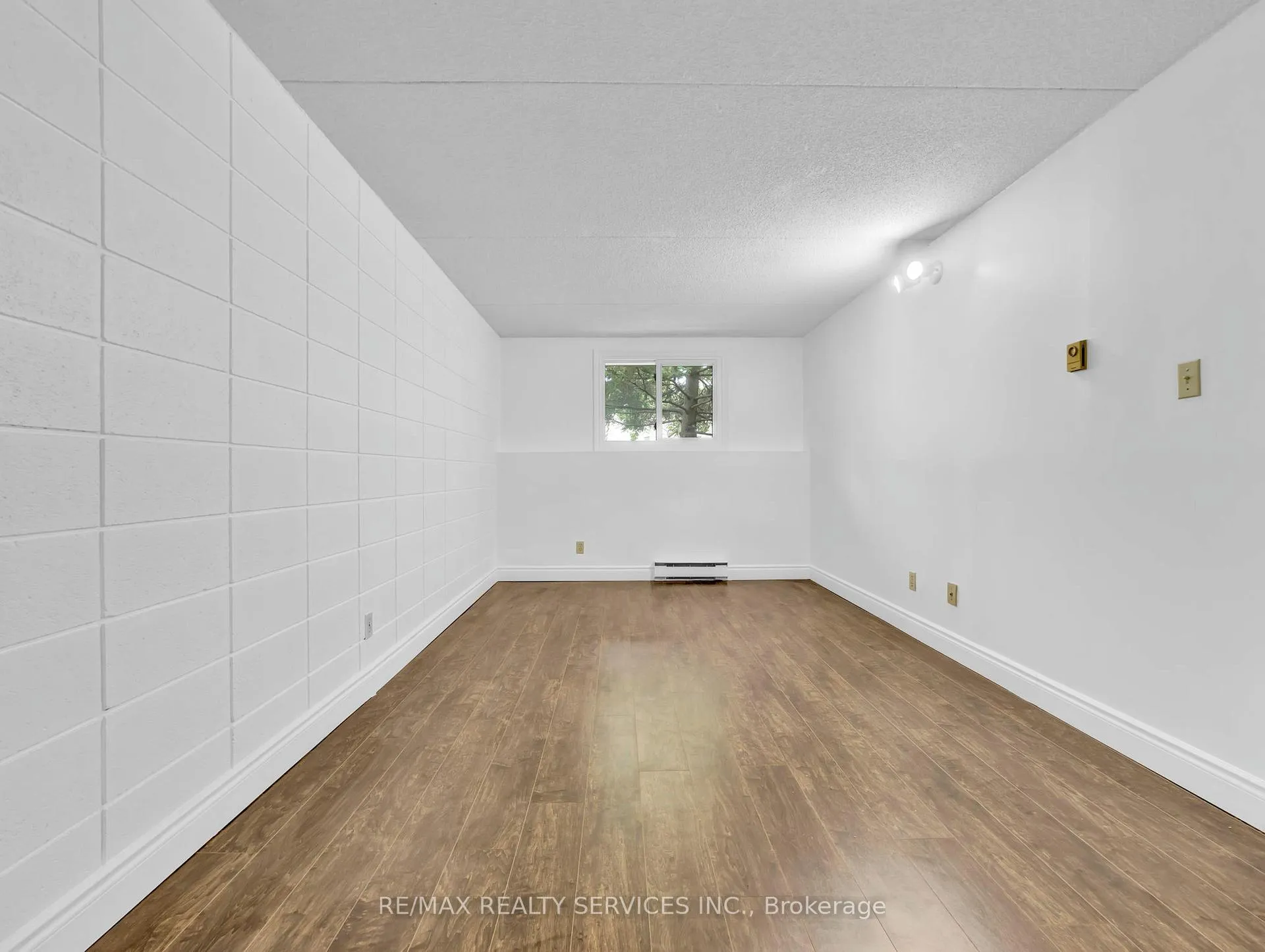 Photo 18 of Unit 103, 30 Hickory Street E, Waterloo, Beechwood/University — HOMEH