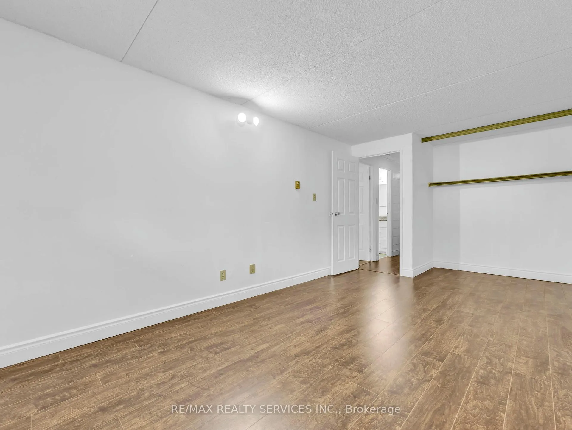 Photo 23 of Unit 103, 30 Hickory Street E, Waterloo, Beechwood/University — HOMEH